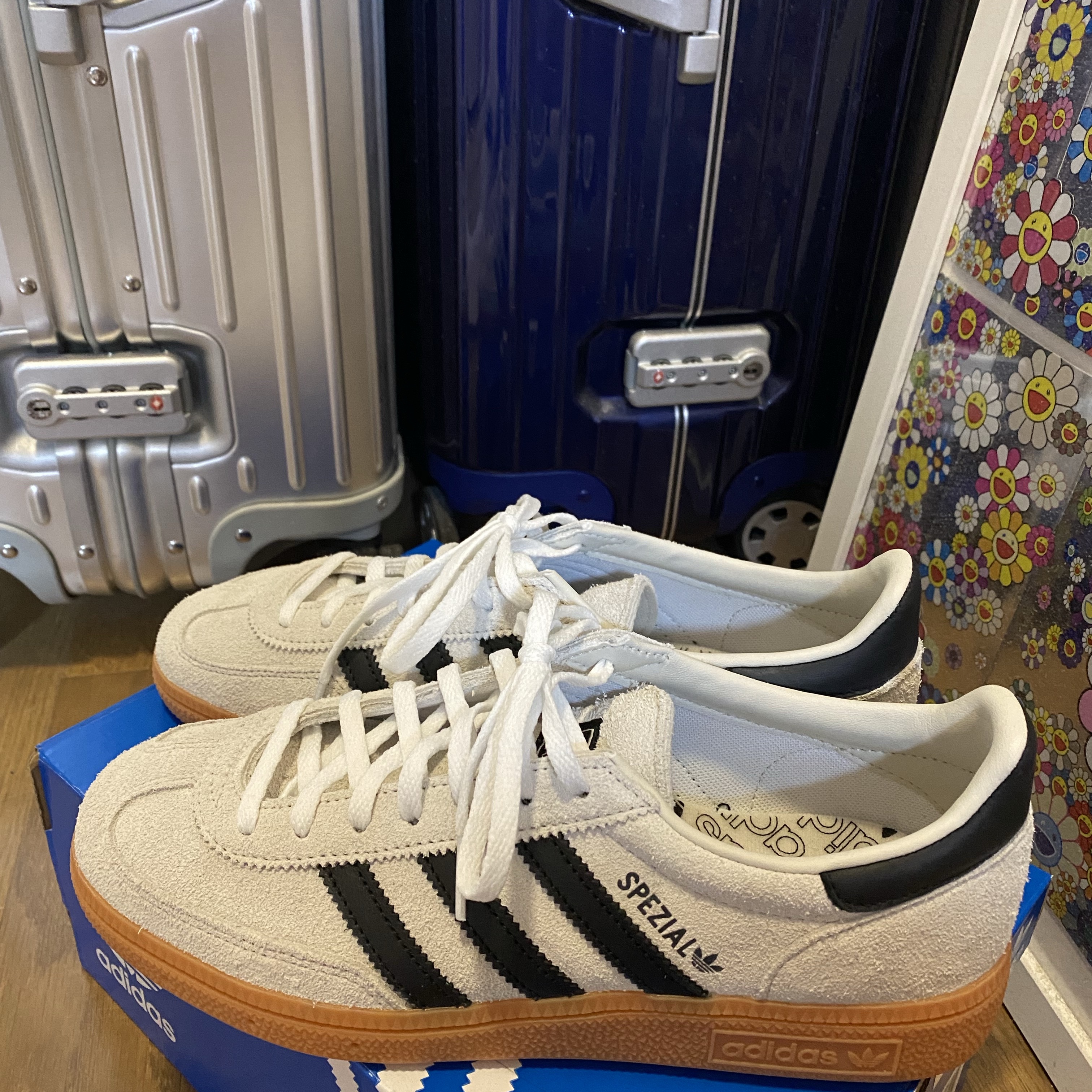 (W) Adidas Spezial Handball Aluminium Core Black 착용 스타일