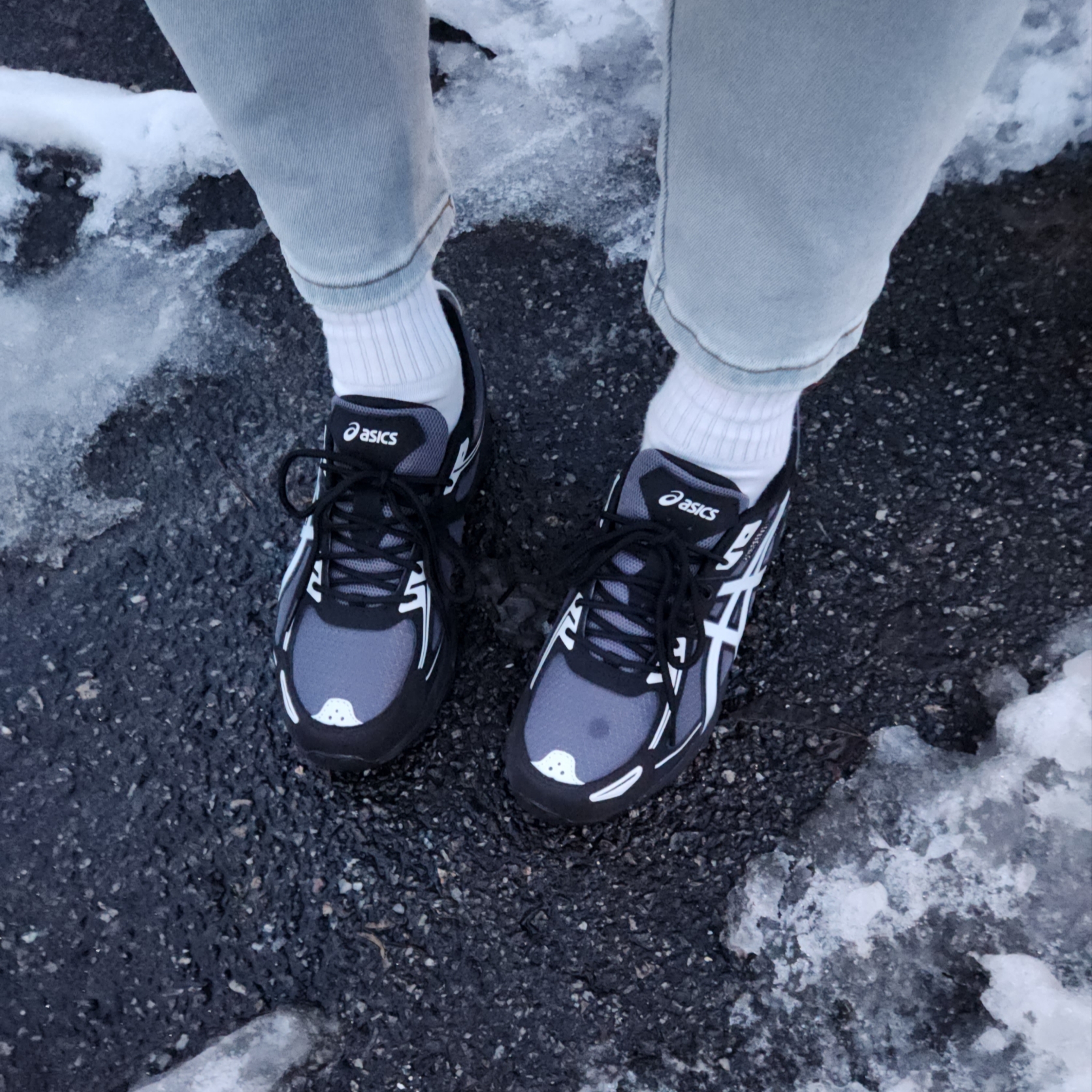 Asics Gel-Venture 6 Carrier Grey 착용 스타일