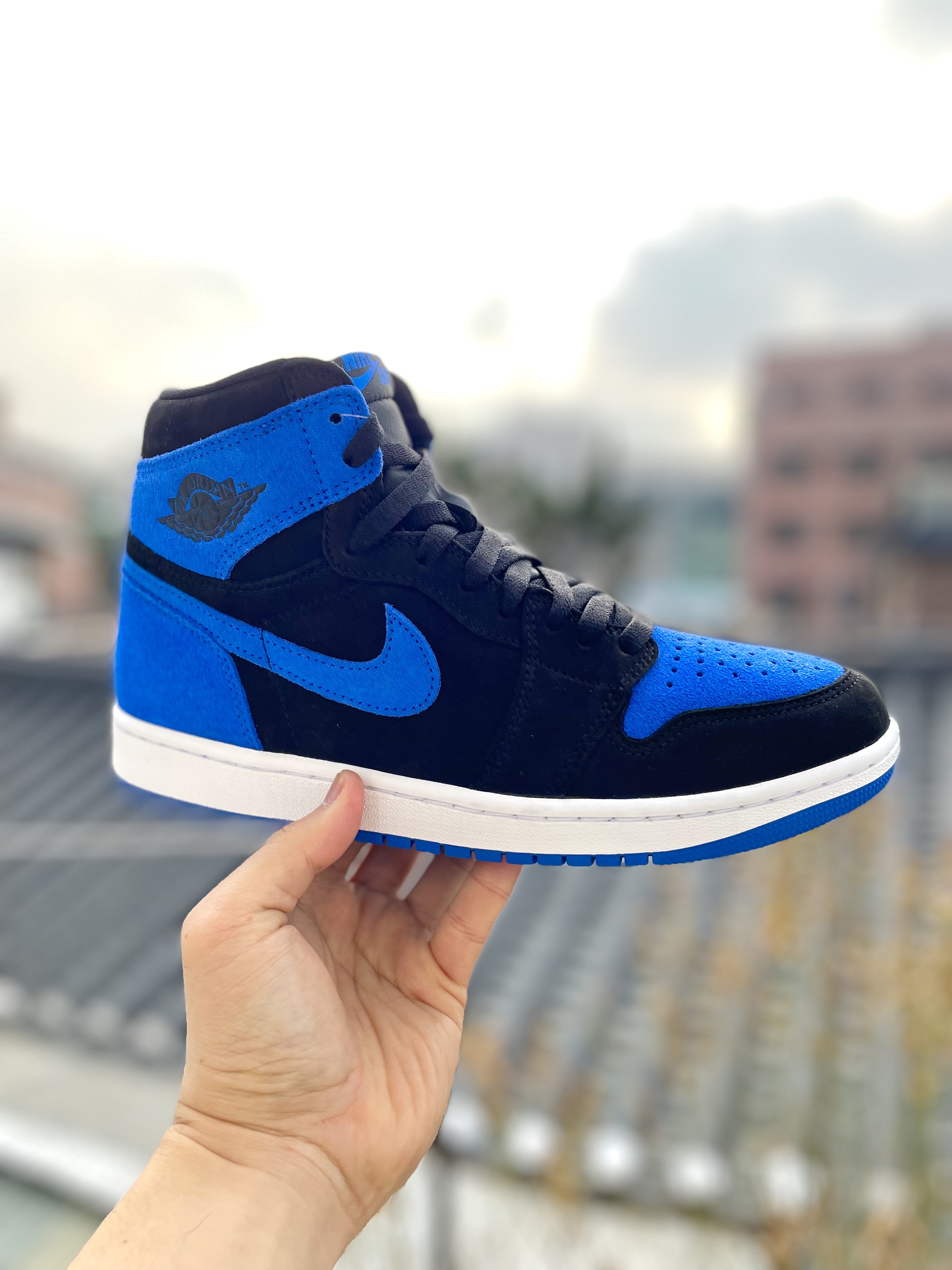Jordan 1 Retro High OG Royal Reimagined 착용 스타일
