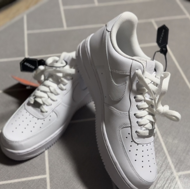 Nike Air Force 1 '07 Low White 착용 스타일