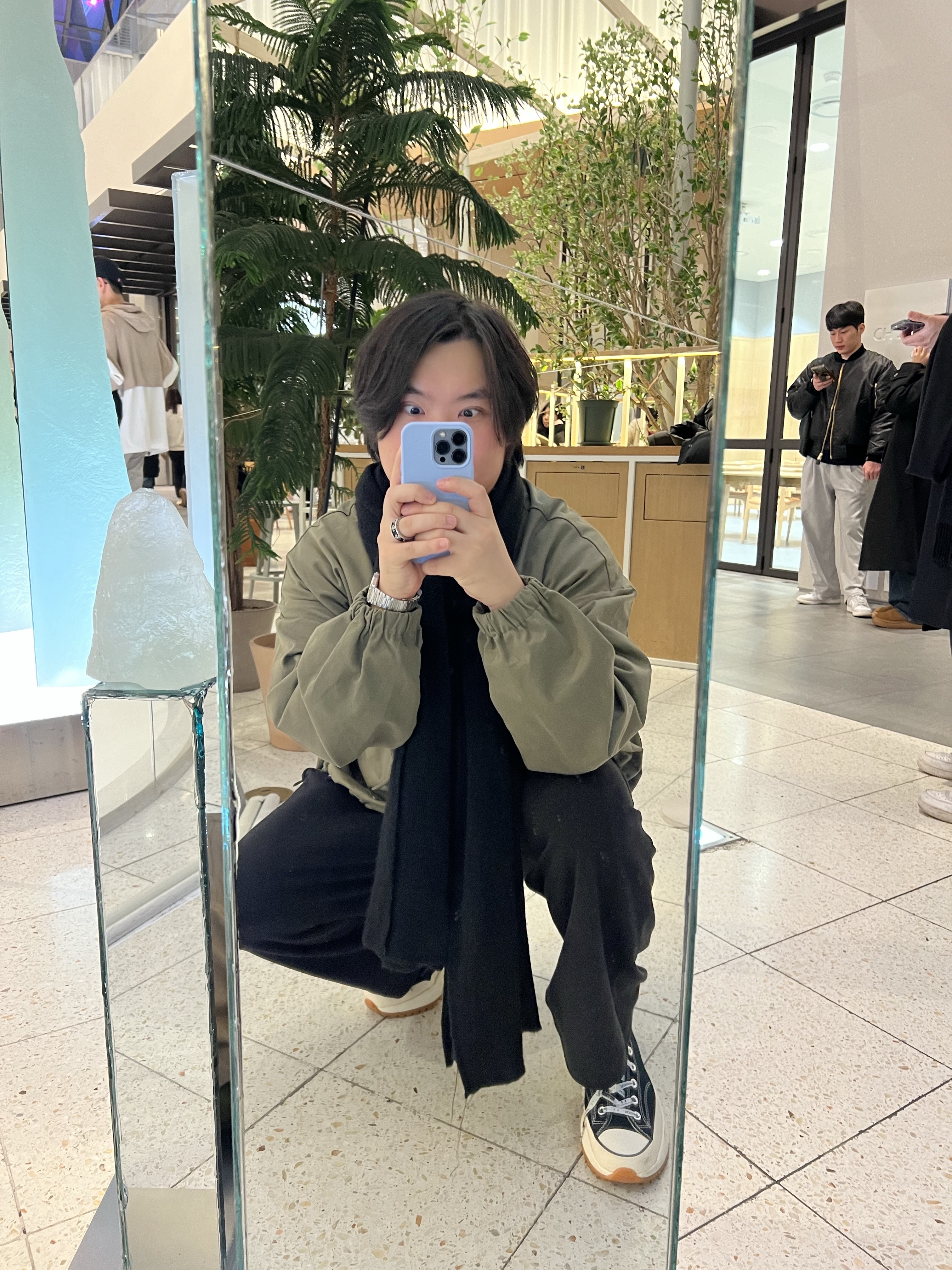 Converse x JW Anderson Run Star Hike Hi Black 착용 스타일 - 1