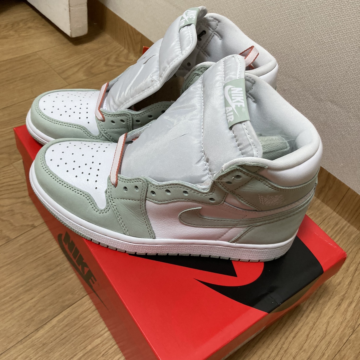 (W) Jordan 1 Retro High OG Seafoam 착용 스타일