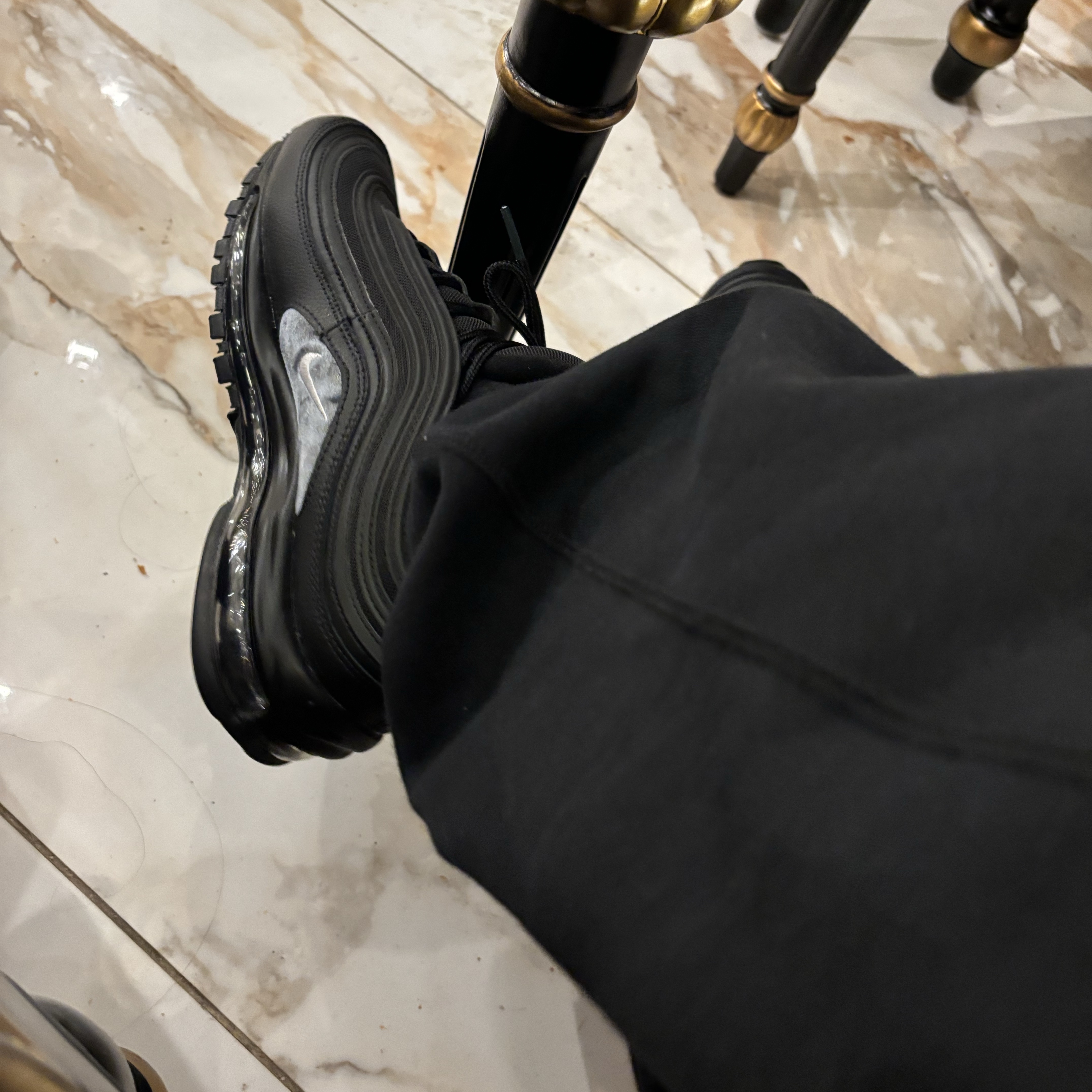 Nike Air Max 97 Black White Anthracite 착용 스타일