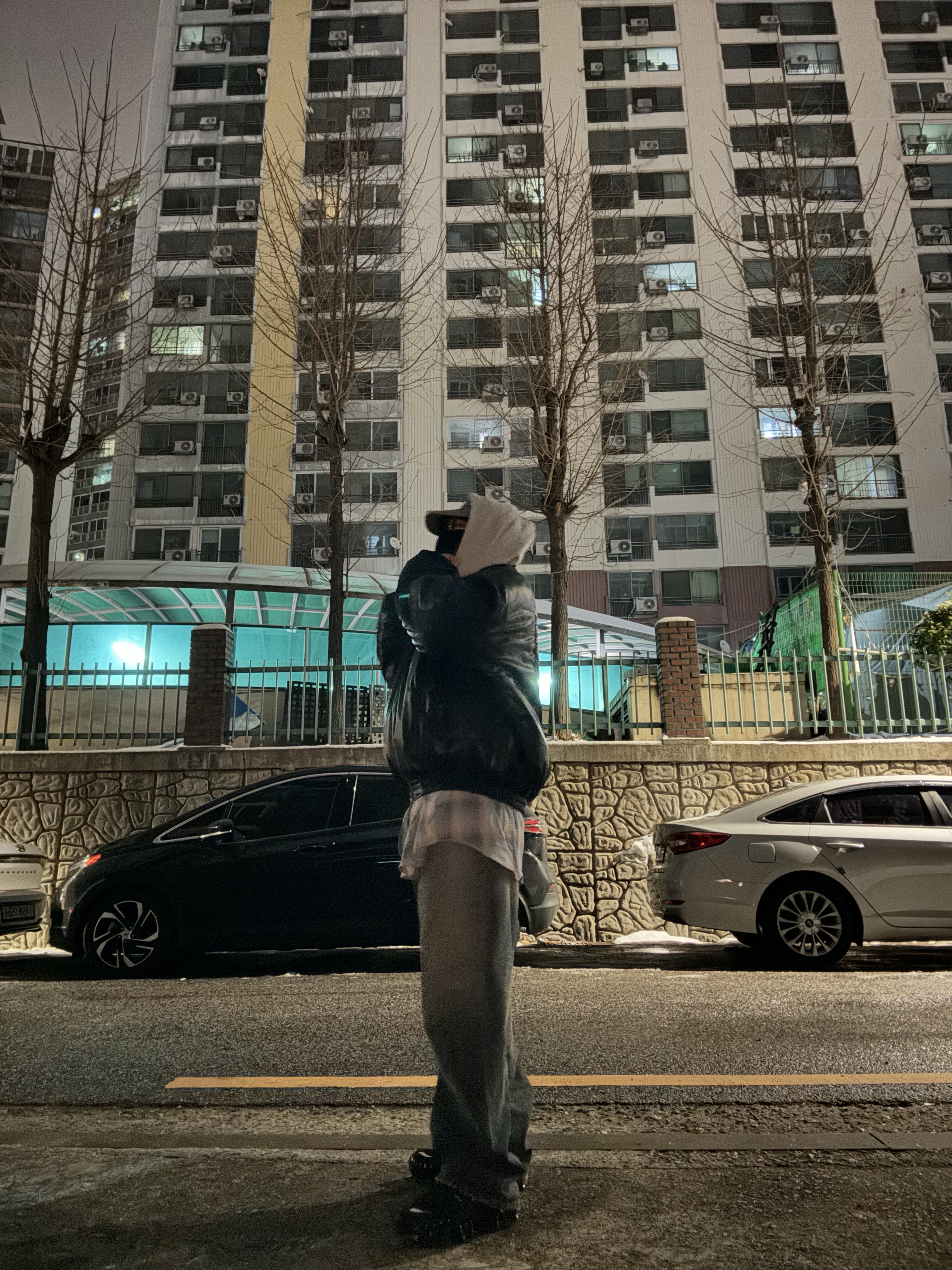 Civision by CSC Leather Mix Bomber Jacket Black, Undermycar Iek Hand Brush Washed Wide Jeans Corrosion Blue - 23FW 착용 스타일 - 2