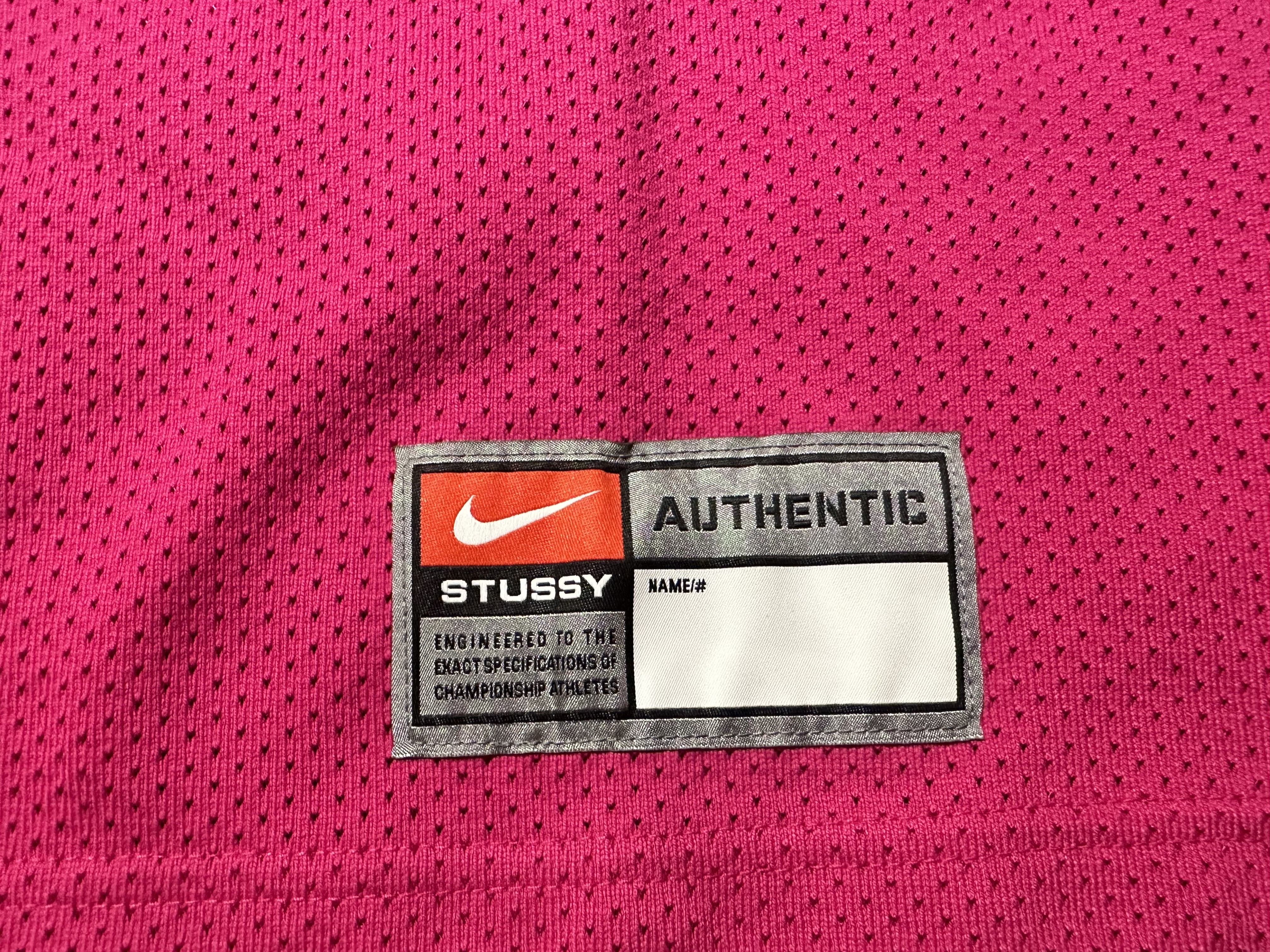 Nike x Stussy Long Sleeve Top Fireberry (FJ9164-615), Nike x Stussy Pigment Dyed Fleece Pants Habanero Red (FJ9157-642) 착용 스타일 - 5