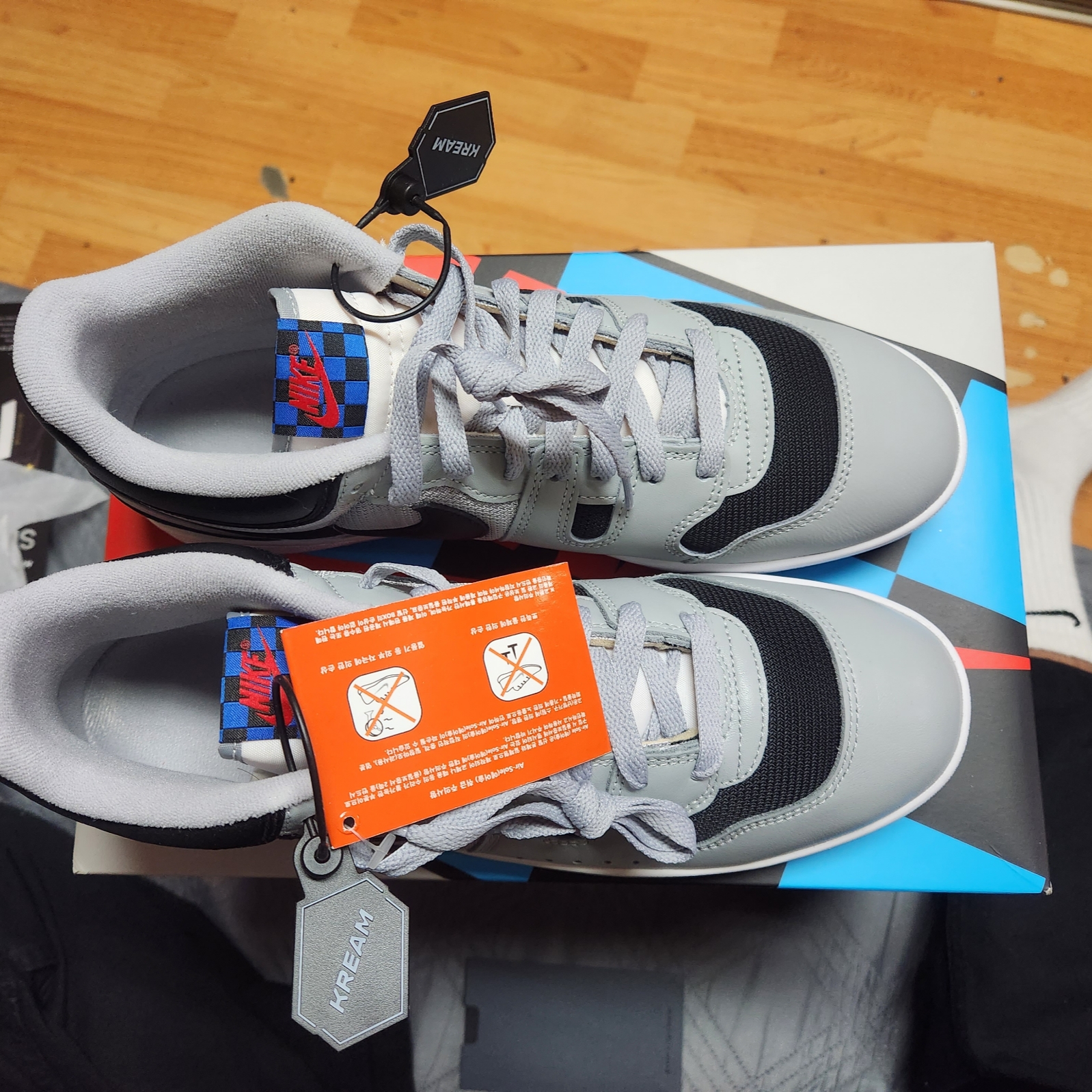 Nike x Travis Scott Mac Attack SP Light Smoke Grey 착용 스타일 - 2