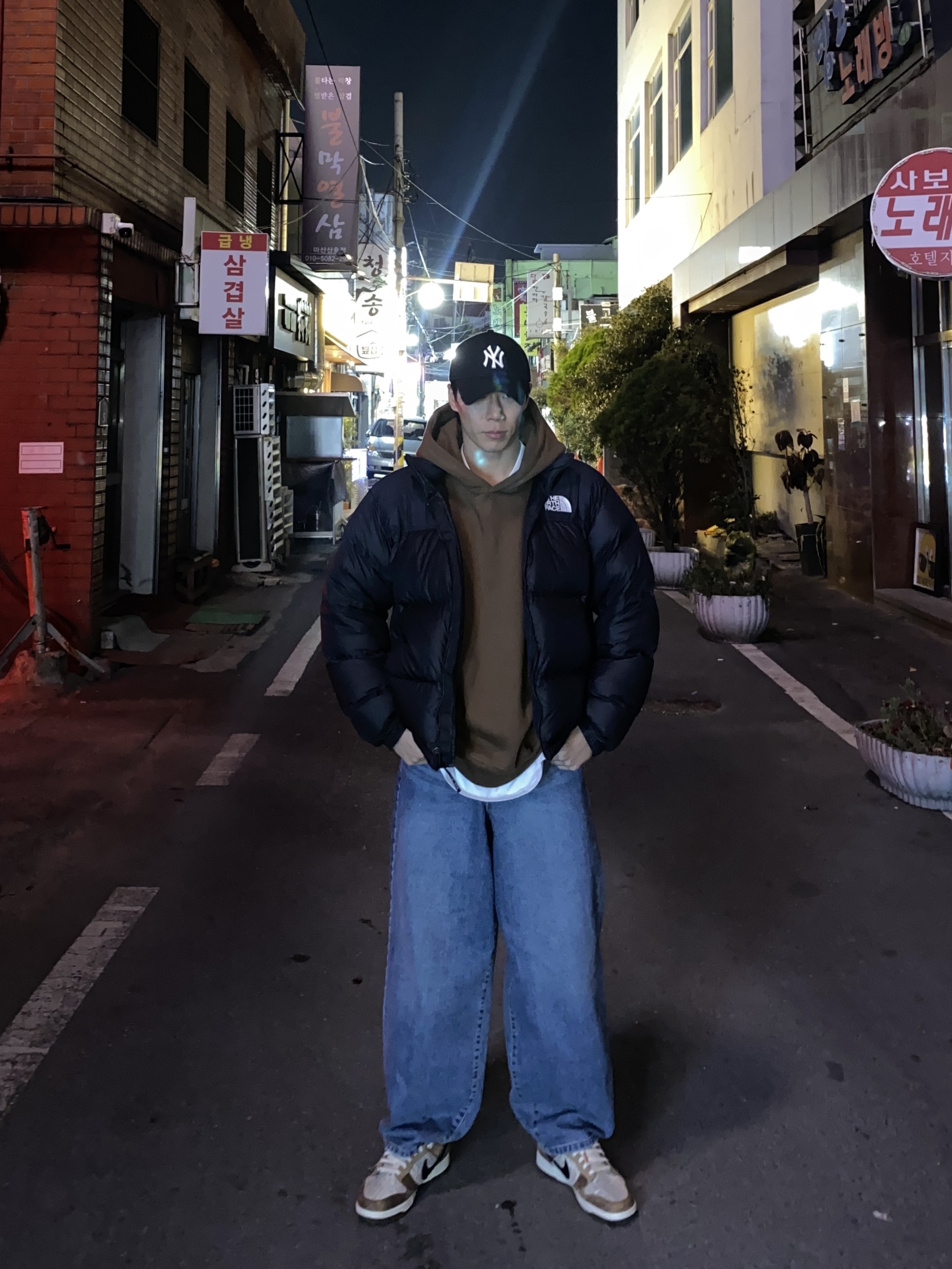 The North Face 1996 Retro Nuptse Down Jacket TNF Black, Nike Dunk Low PRM Head to Head 착용 스타일 - 1