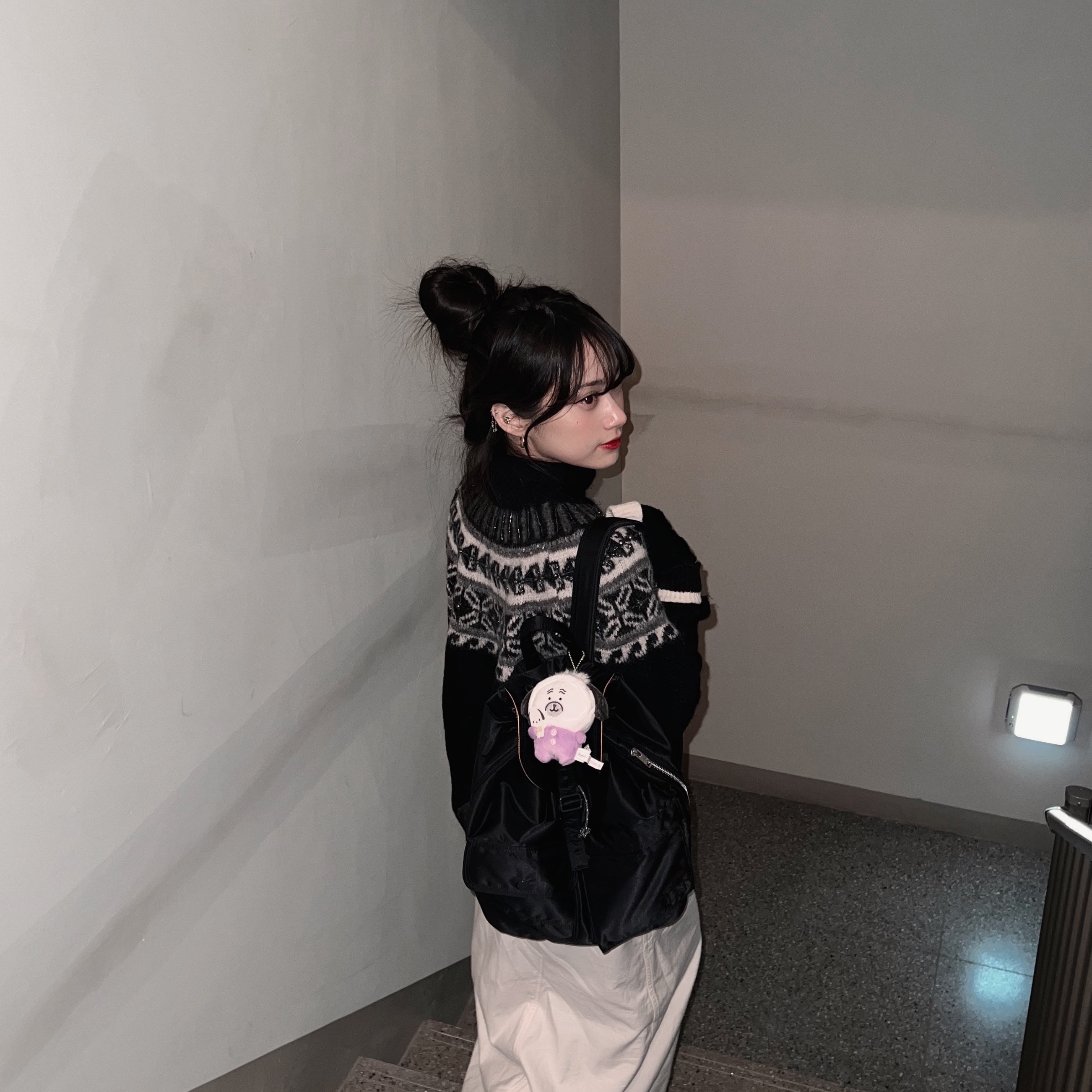 (W) Vivienne Westwood Cardy Embroidery Gloves Black, Porter Tanker Backpack Black 착용 스타일 - 2