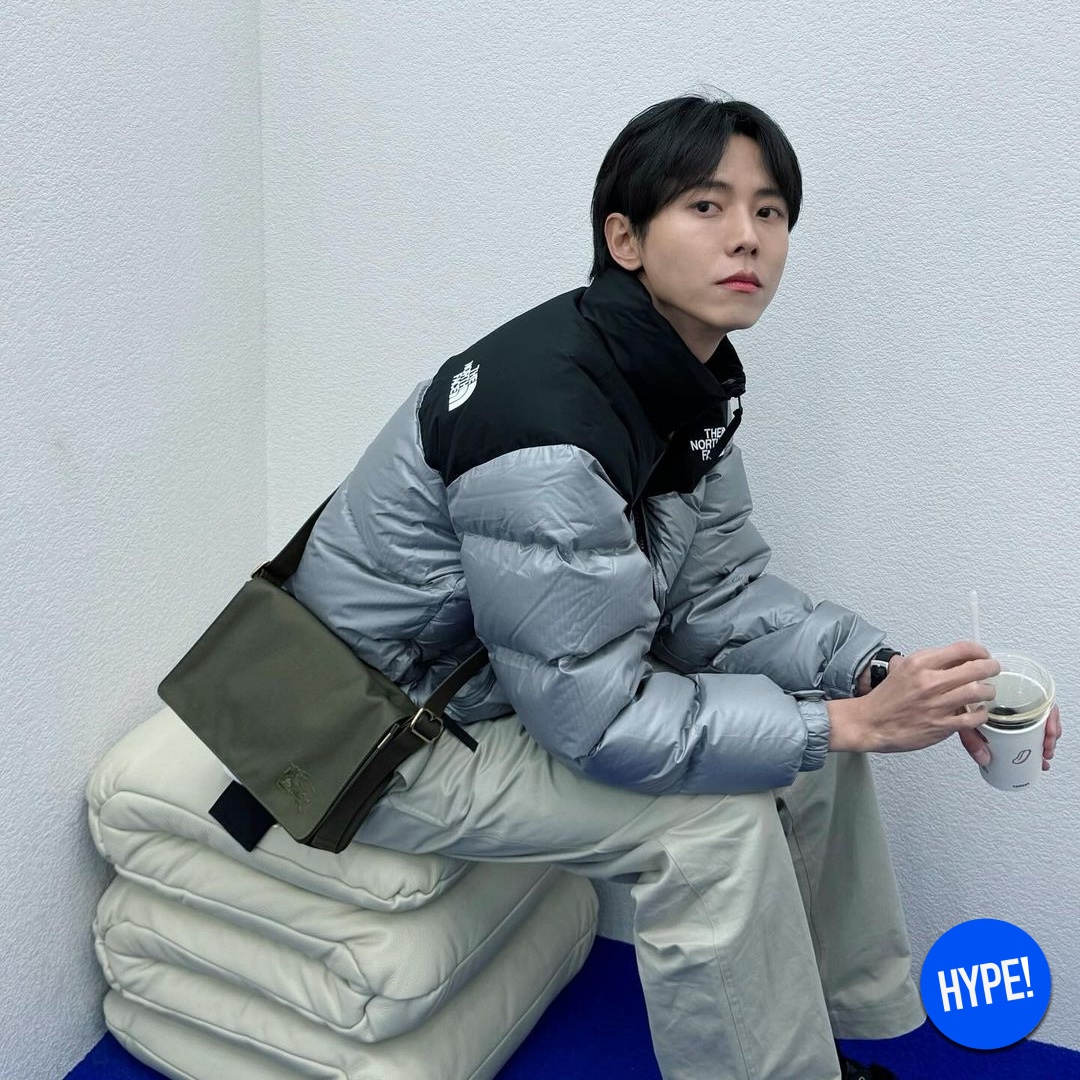 (W) Celine Triomphe Cloche Hat in Seamless Cashmere Sand, Arc'teryx Atom AR Hoody Relic 착용 스타일 - 7