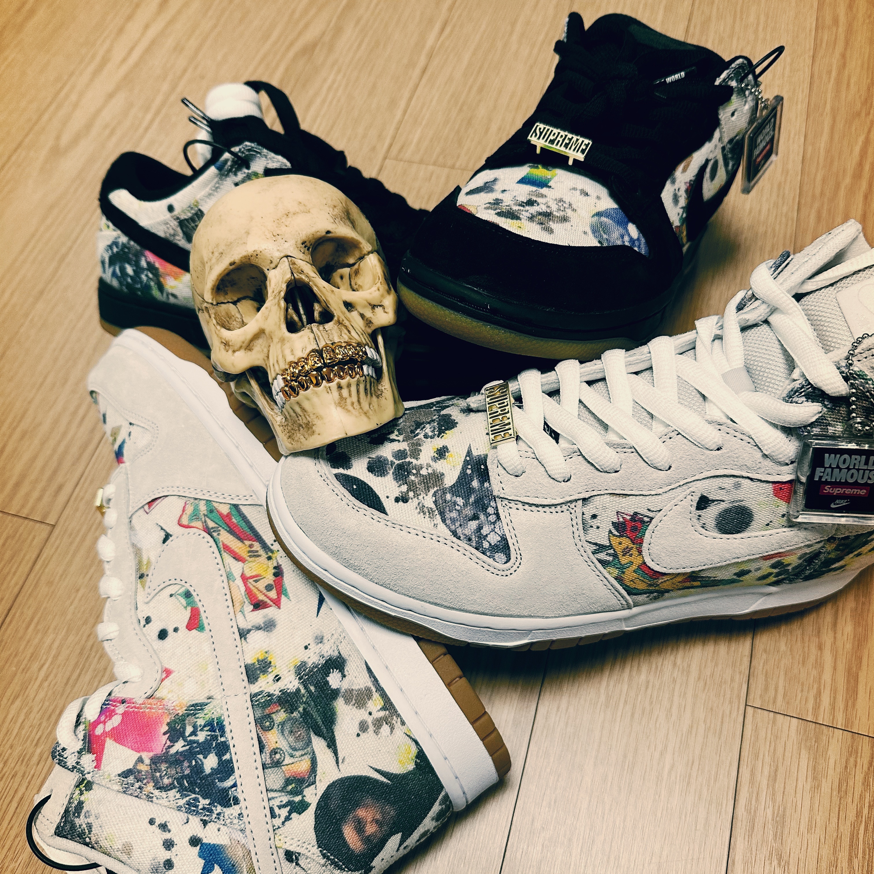 Nike x Supreme SB Dunk Low QS Rammellzee Black, Nike x Supreme SB Dunk High QS Rammellzee White 착용 스타일