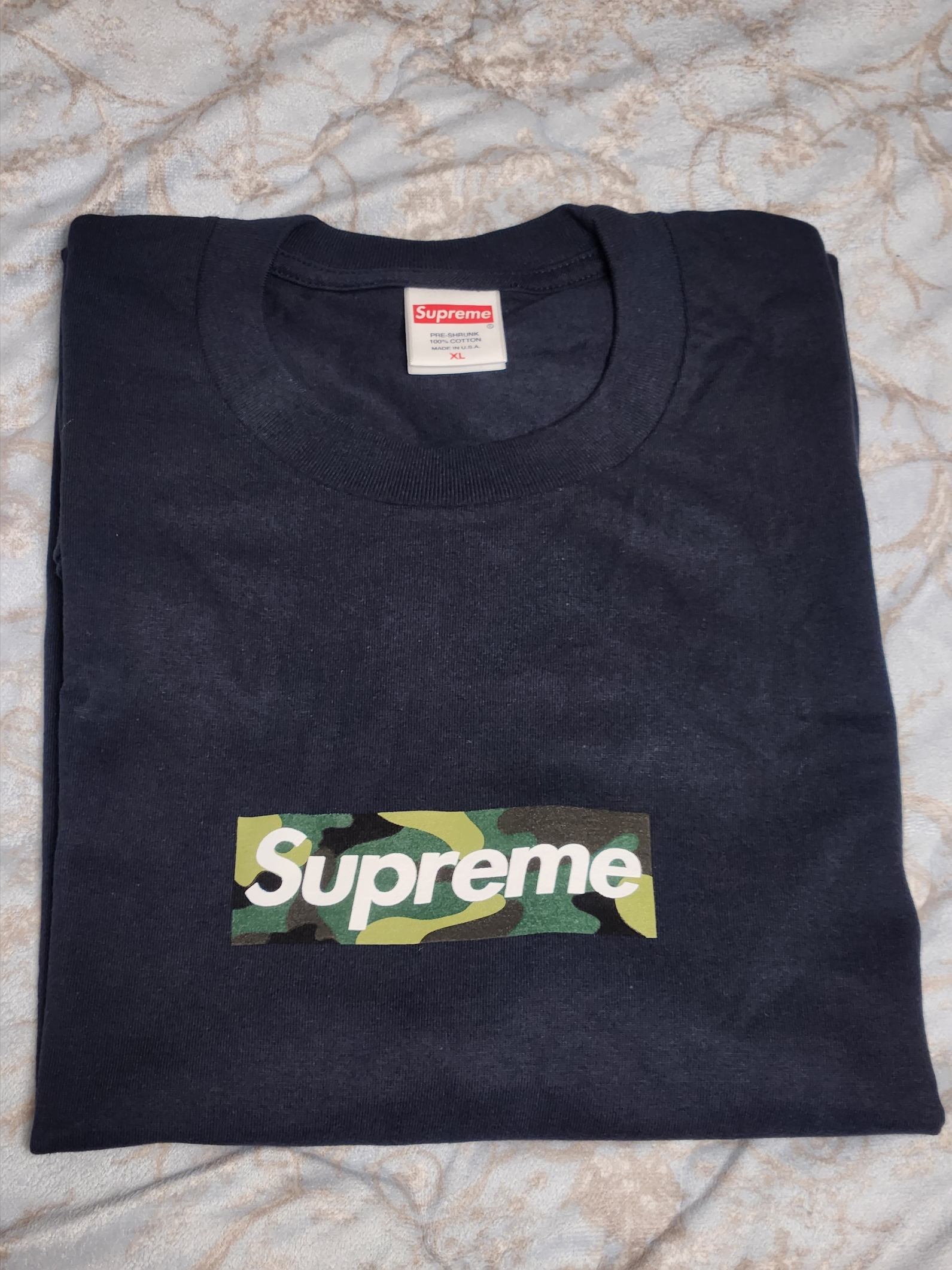 Supreme Box Logo T-Shirt Navy - 23FW 착용 스타일