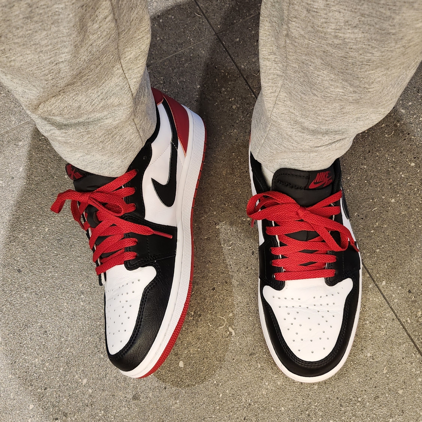 Jordan 1 Retro Low OG Black Toe 착용 스타일