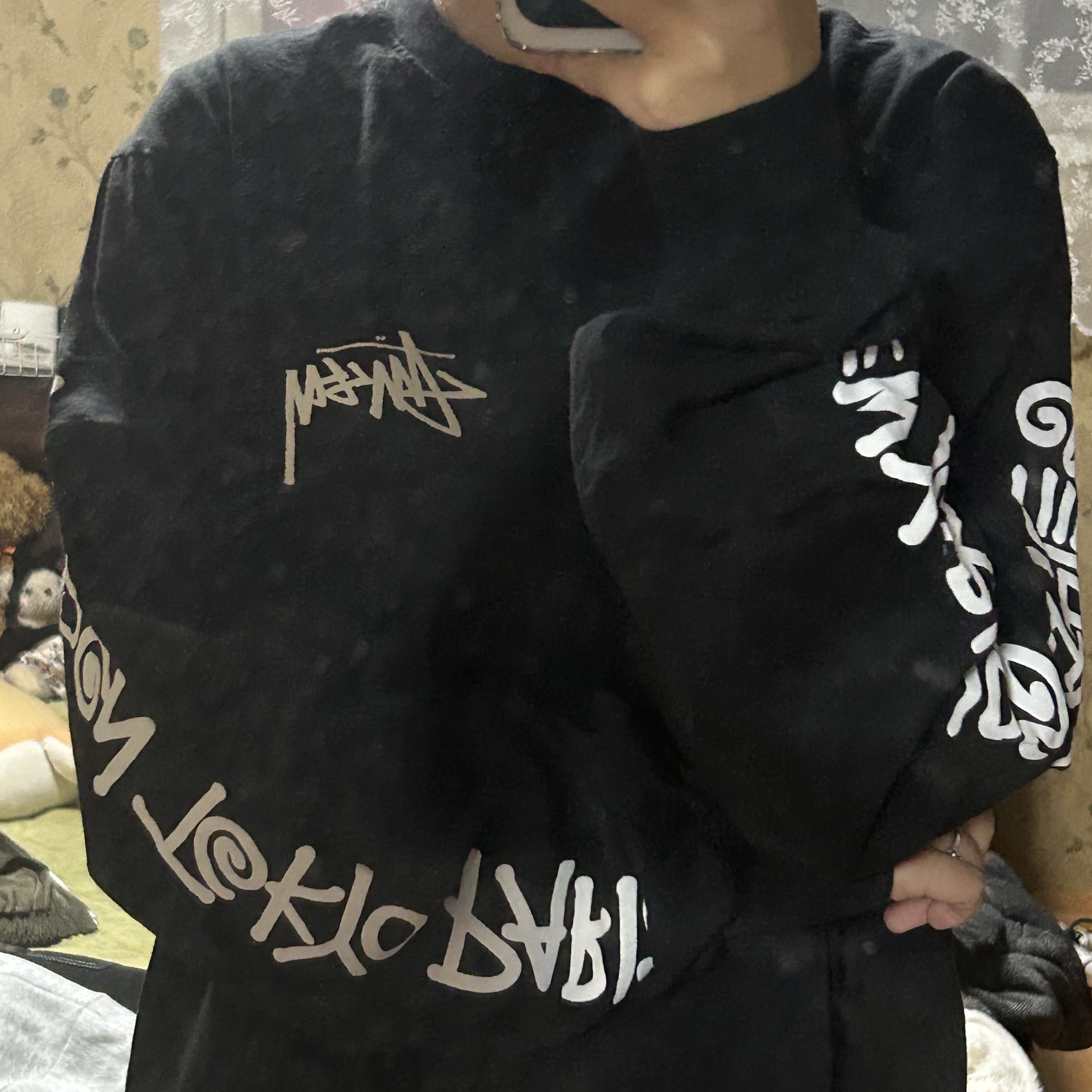 Stussy Big Cities LS T-Shirt Pigment Dyed Black 착용 스타일
