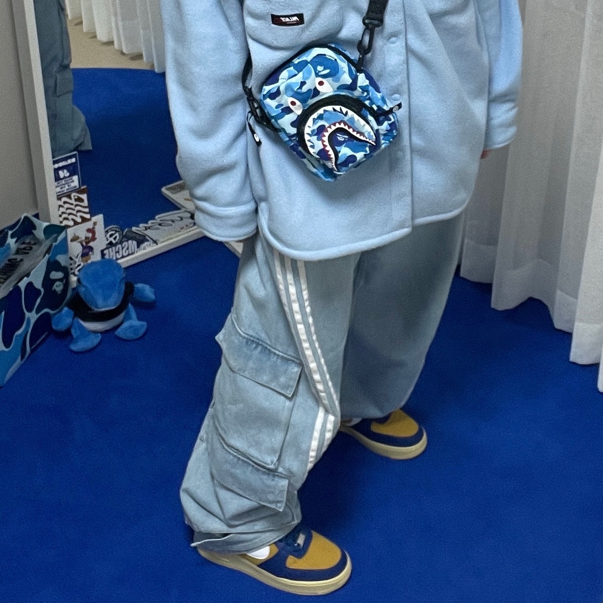 Nike x Undefeated Air Force 1 Low SP 5 On It Court Blue, (W) Adidas Adilenium Denim Cargo Running Pants Blue - KR sizing 착용 스타일 - 2