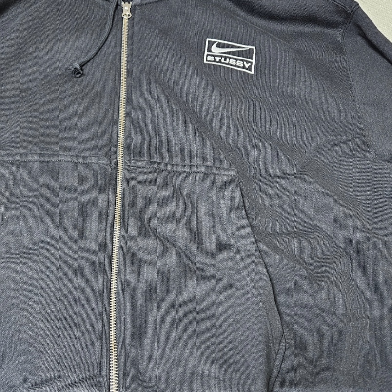 Nike x Stussy Full Zip Washed Fleece Hoodie Black (FJ9175-010) 착용 스타일