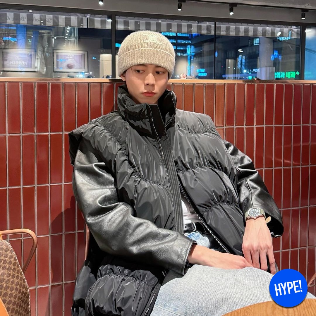 (W) Celine Triomphe Cloche Hat in Seamless Cashmere Sand, Arc'teryx Atom AR Hoody Relic 착용 스타일 - 3