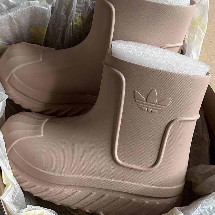 (W) Adidas Adifom Superstar Boot Wonder Taupe 착용 스타일