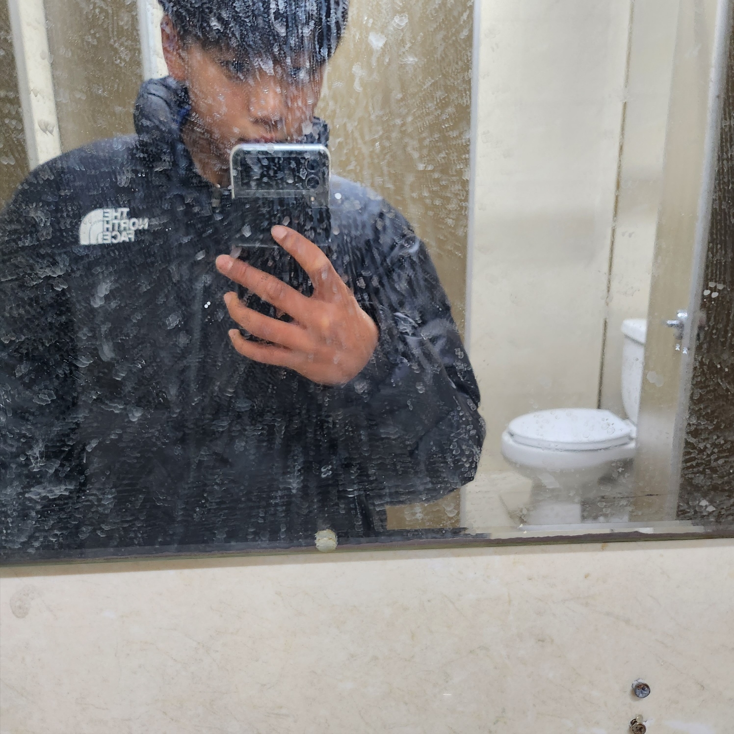 The North Face 1996 Eco Nuptse Jacket Black 착용 스타일