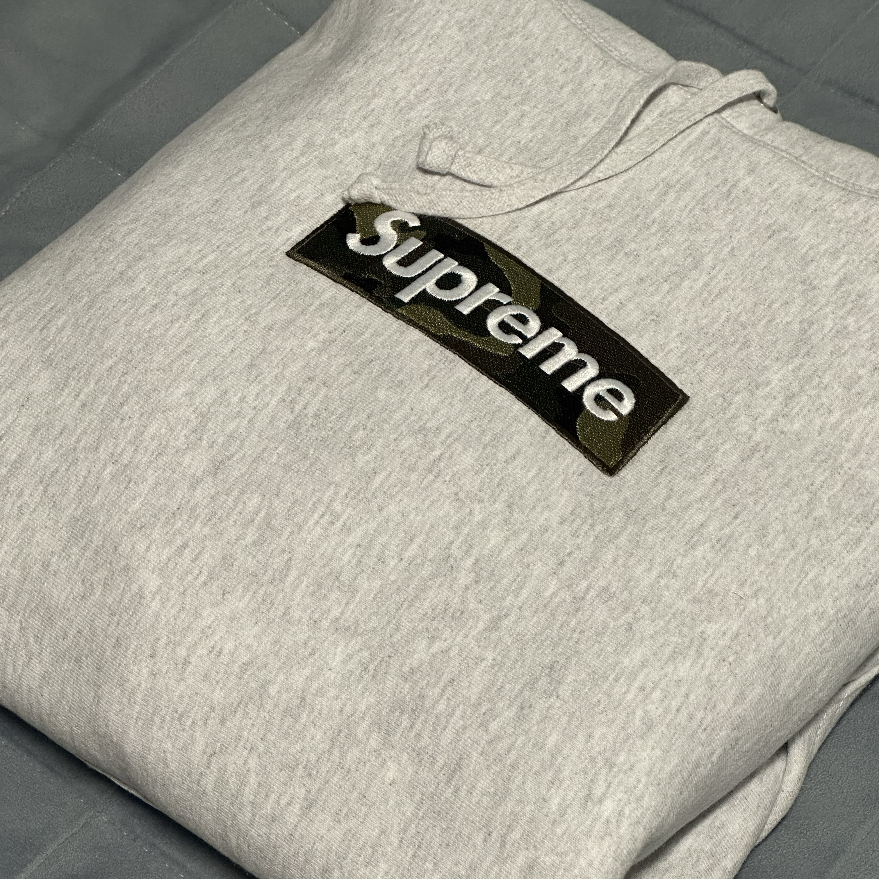 Supreme Box Logo Hooded Sweatshirt Ash Grey - 23FW 착용 스타일