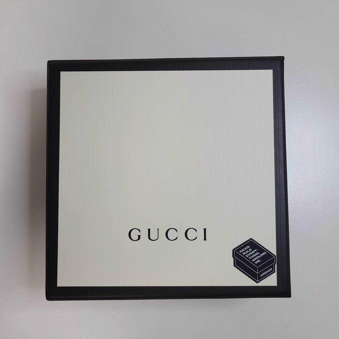 Gucci Double G Key Necklace Silver 착용 스타일 - 4