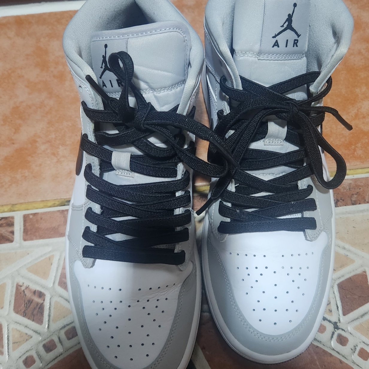 (W) Jordan 1 Mid Grey Fog 착용 스타일 - 3
