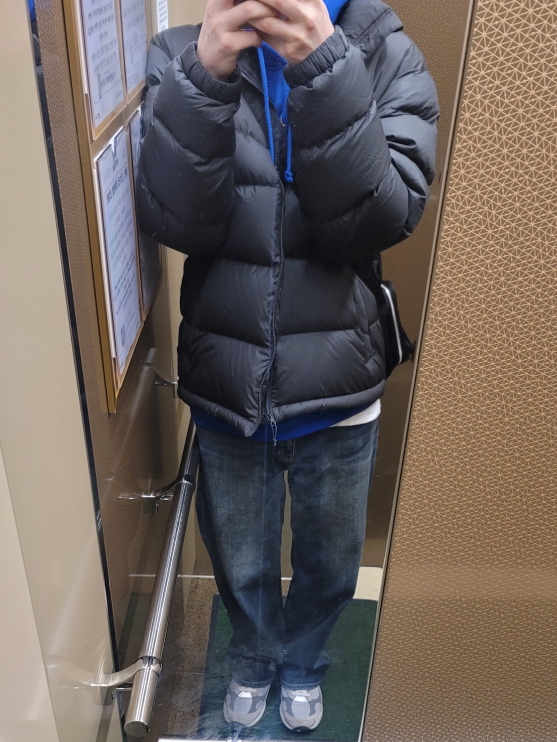 Souvenir Official Eunify Classic Hoodie Blue, The North Face 1996 Eco Nuptse Jacket Charcoal 착용 스타일