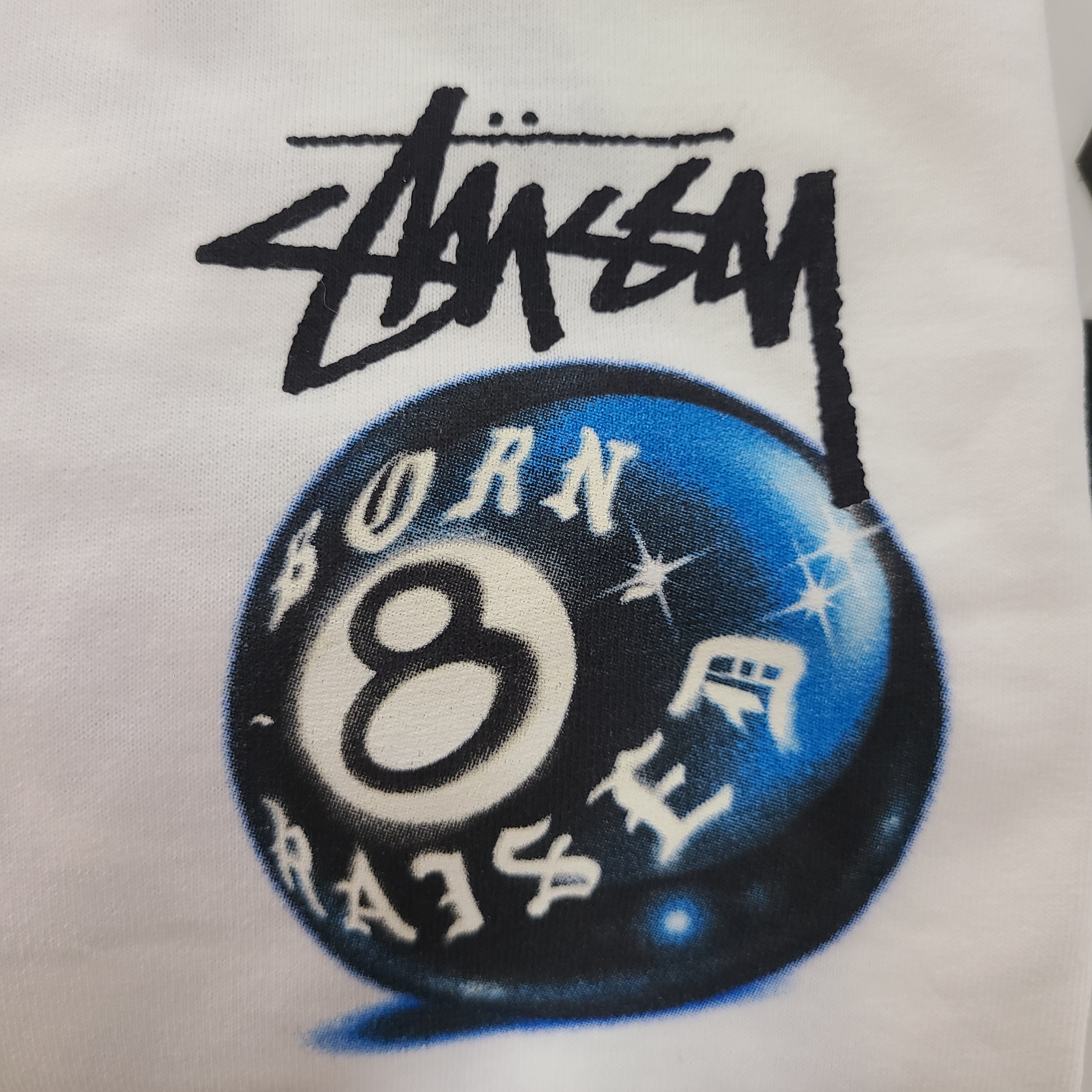 Stussy x Born X Raised 8 Ball T-Shirt White 착용 스타일 - 2