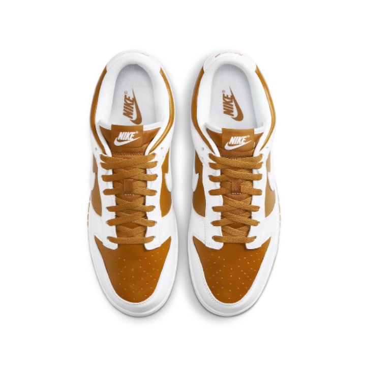 Nike Dunk Low QS Dark Curry 착용 스타일 - 4