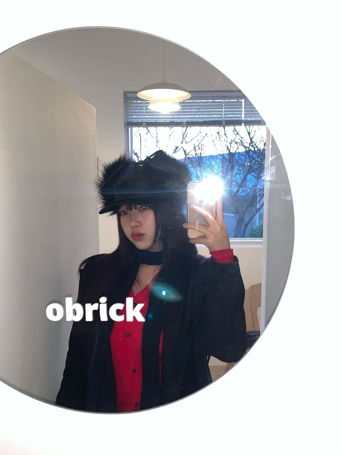 Open Yy Faux Fur Earflap Cap Black, Matin Kim New Cozy Knit Muffler Black 착용 스타일 - 6