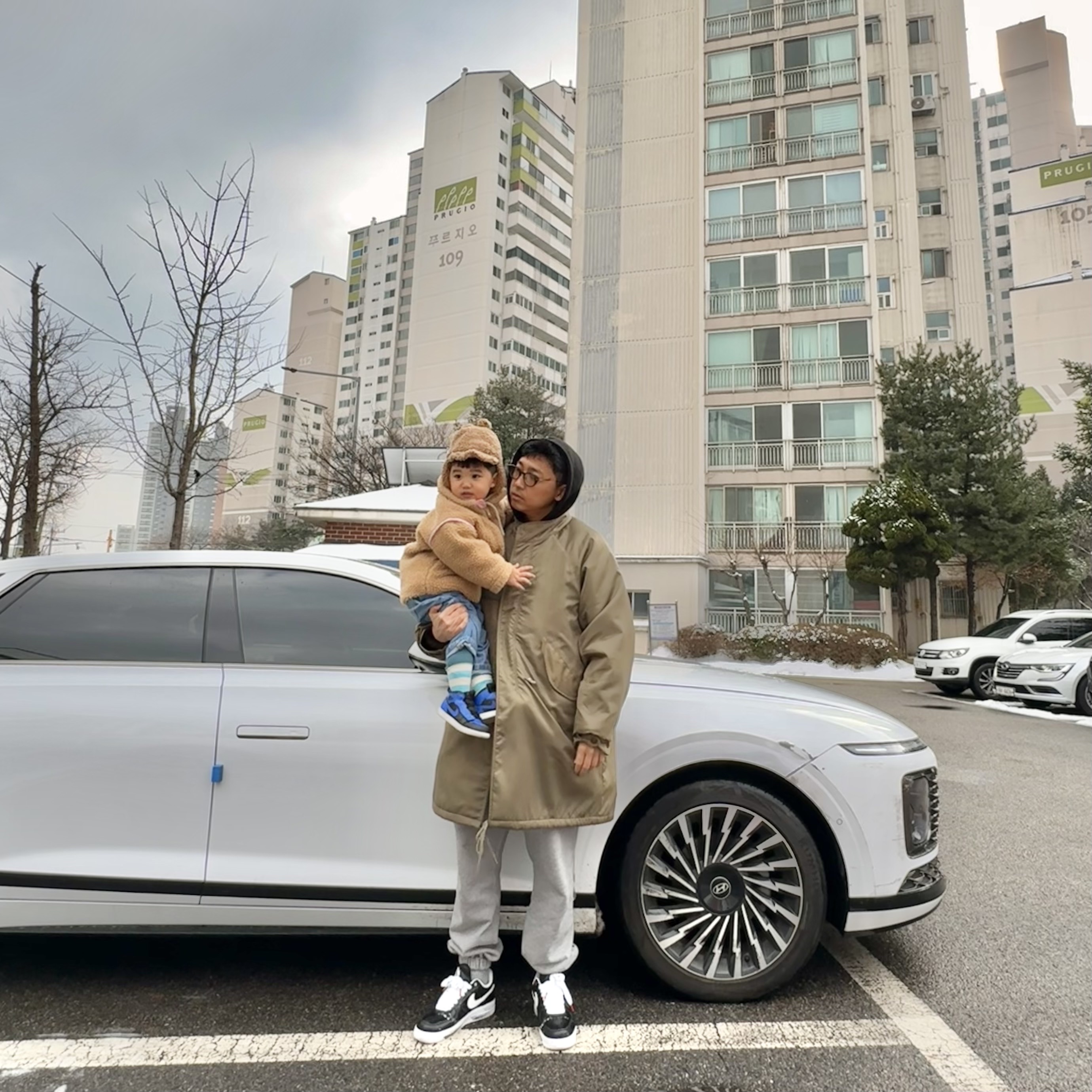 Nike x Peaceminusone Air Force 1 Low Para-Noise 착용 스타일
