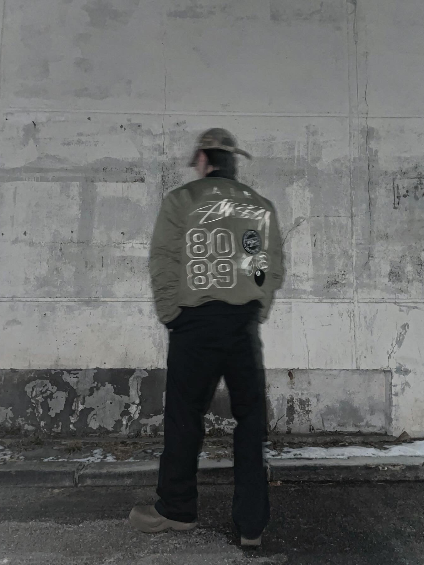 Nike x Stussy Reversible Jacket Medium Olive (FJ9153-222), Supreme Work Pants Black - 23FW 착용 스타일 - 1