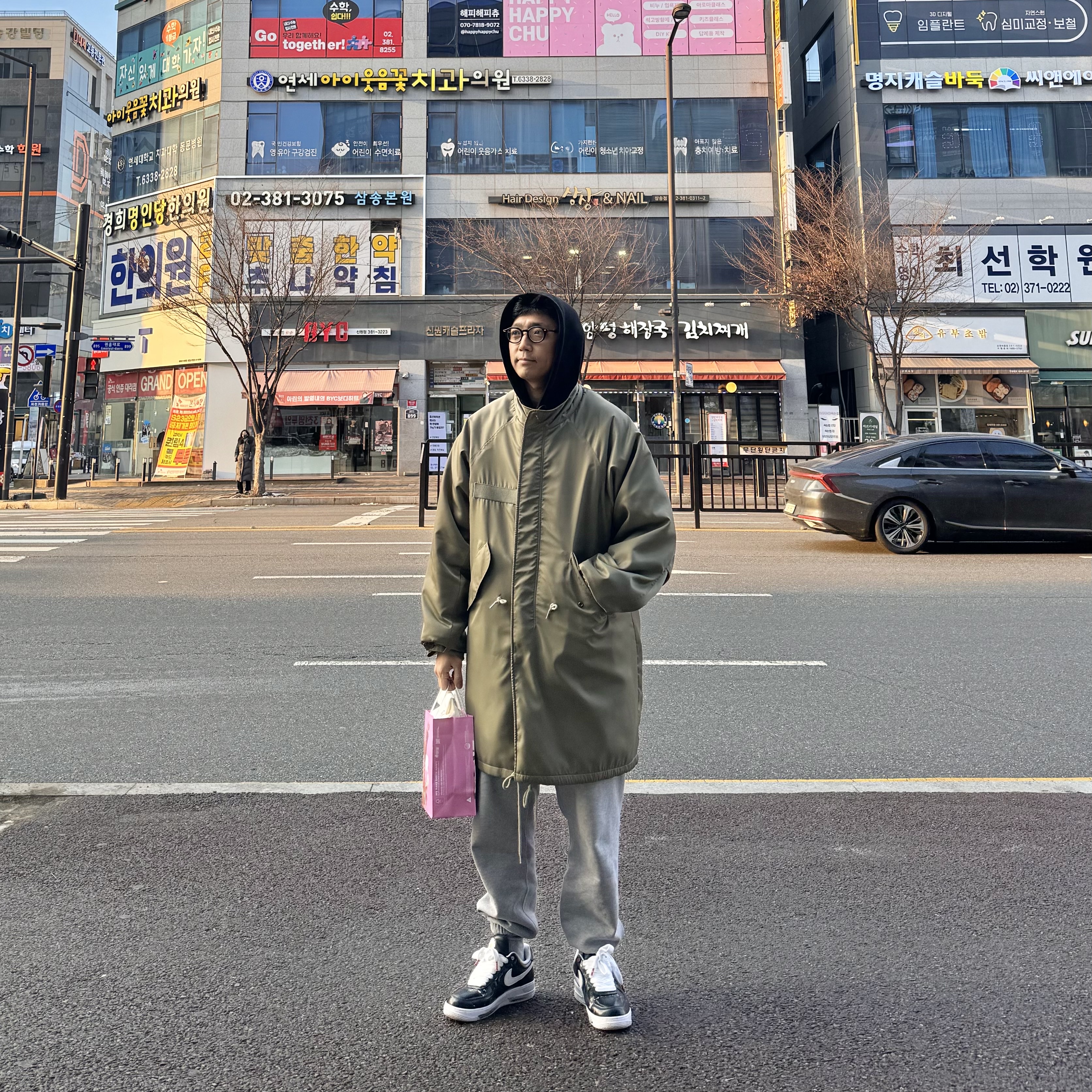 Nike x Peaceminusone Air Force 1 Low Para-Noise 착용 스타일