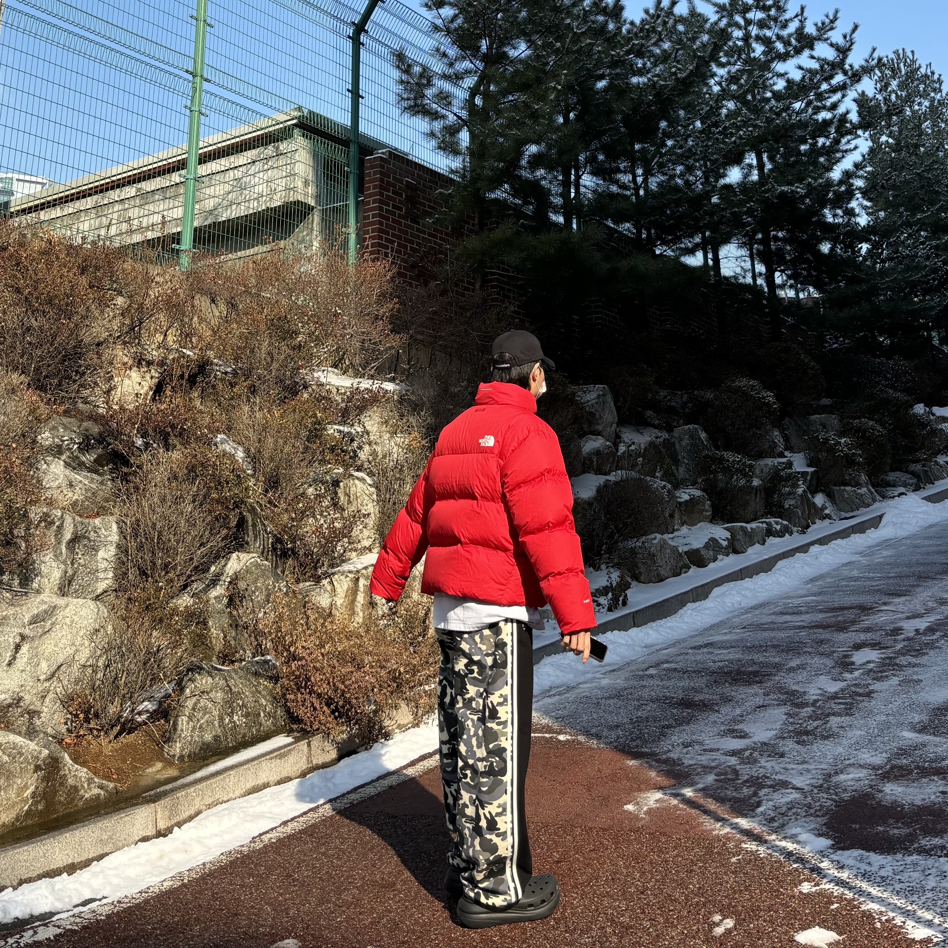 The North Face RMST Nuptse Jacket Red 착용 스타일 - 2
