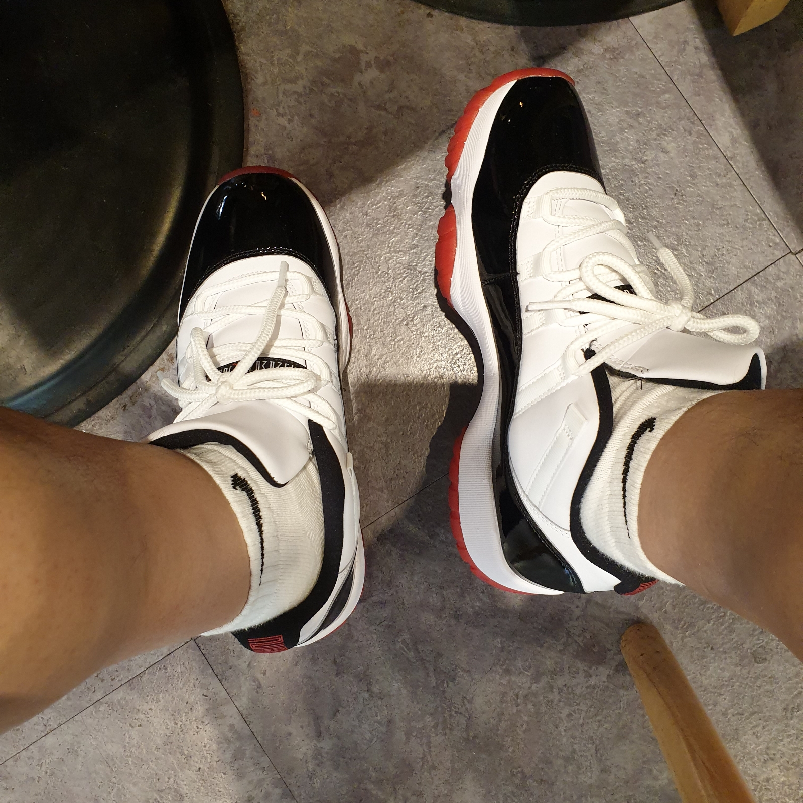 Jordan 11 Retro Low Concord Bred 착용 스타일