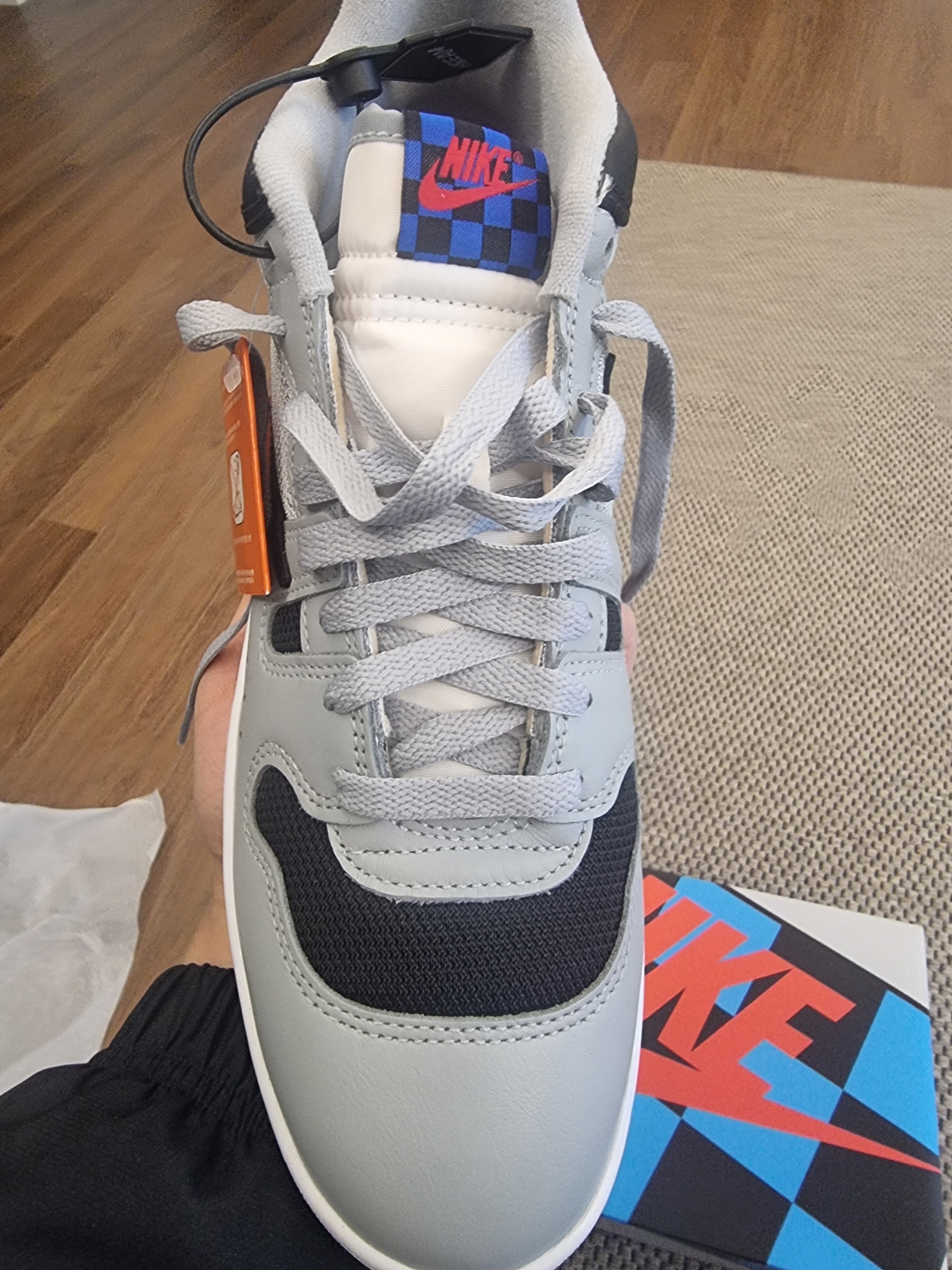Nike x Travis Scott Mac Attack SP Light Smoke Grey 착용 스타일 - 2