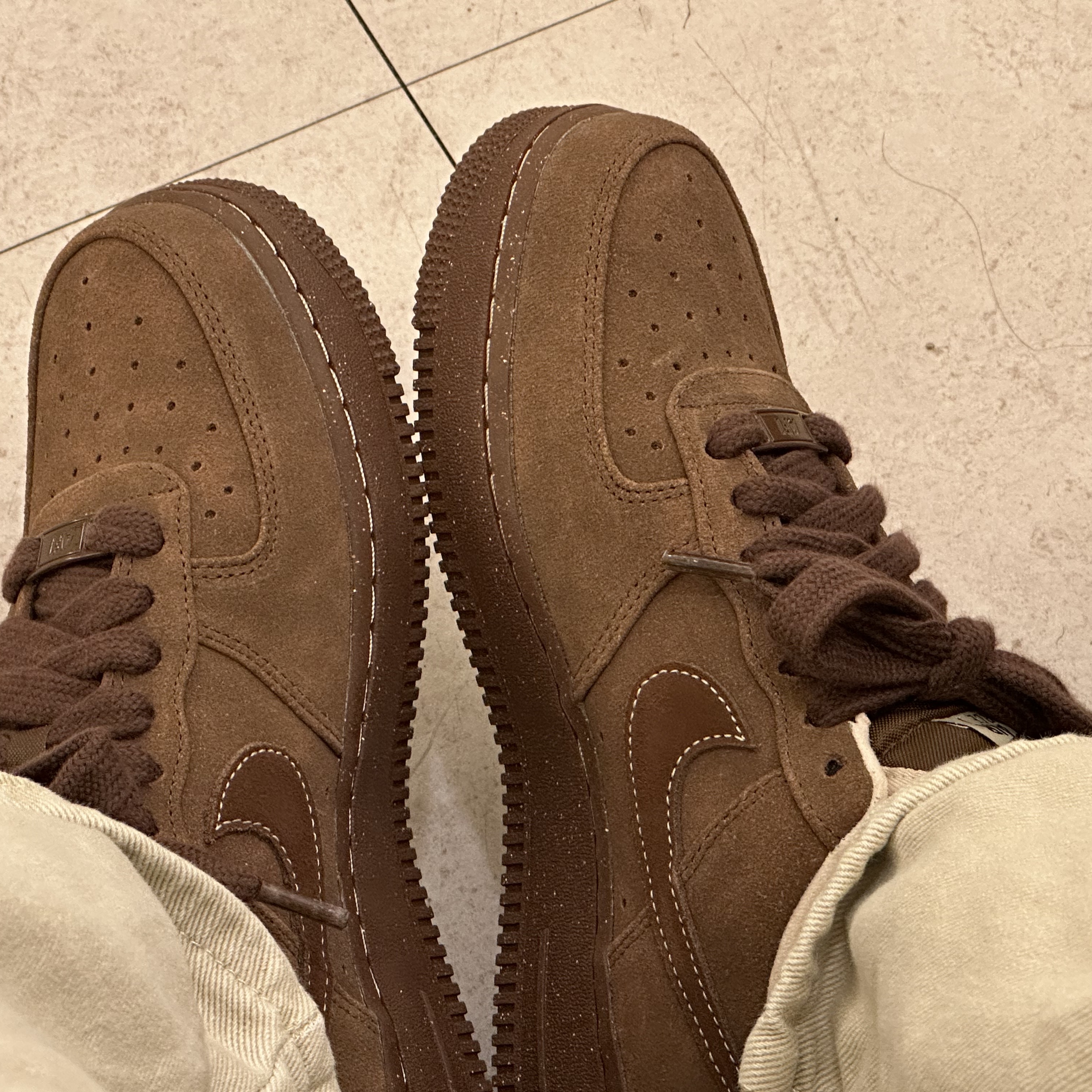 (W) Nike Air Force 1 '07 Cacao Wow 착용 스타일 - 1