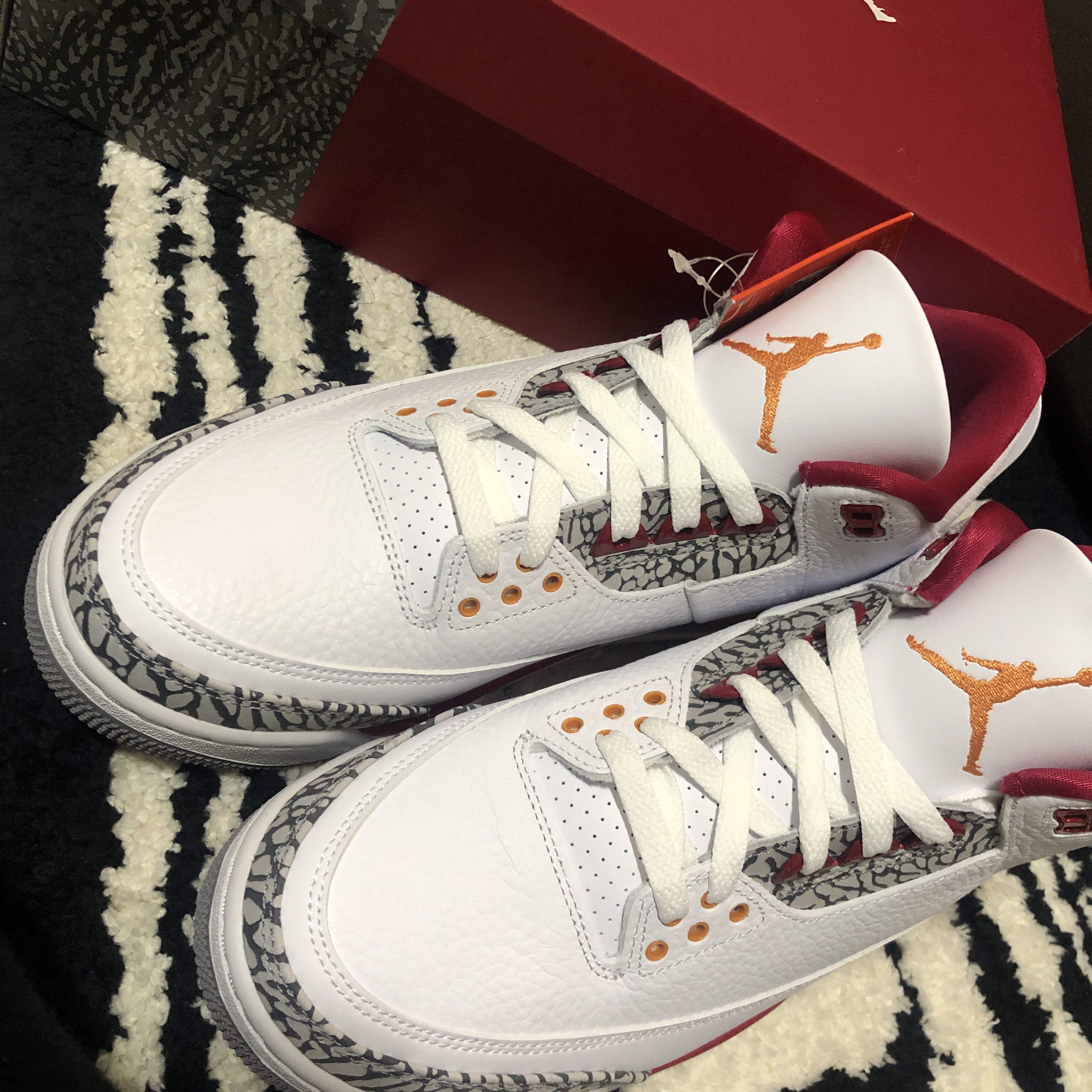 Jordan 3 Retro Cardinal Red 착용 스타일