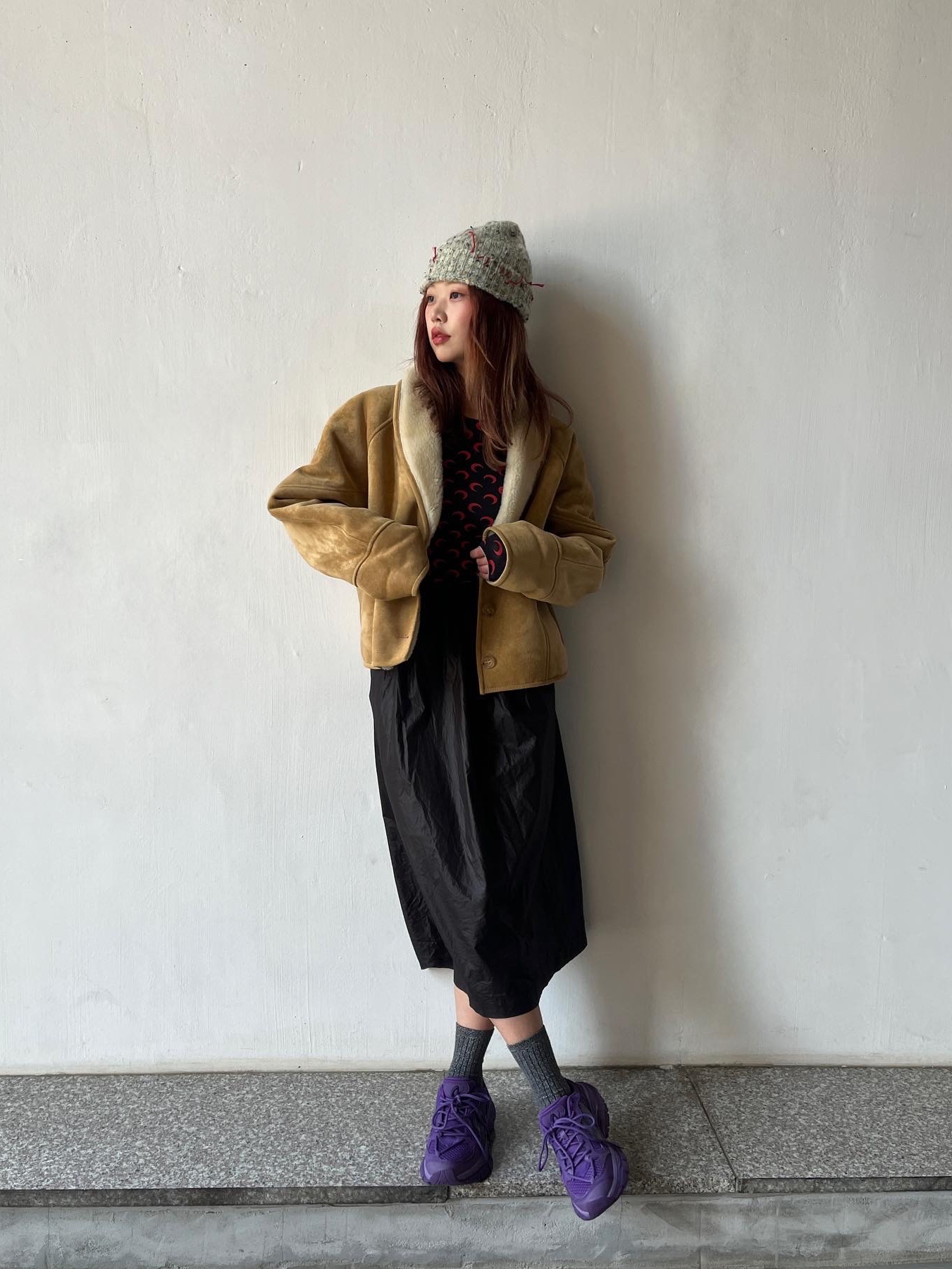 Maison Margiela Logo Stitch Muffler Black, (W) Marine Serre Second Skin Top Red Moon 착용 스타일 - 3