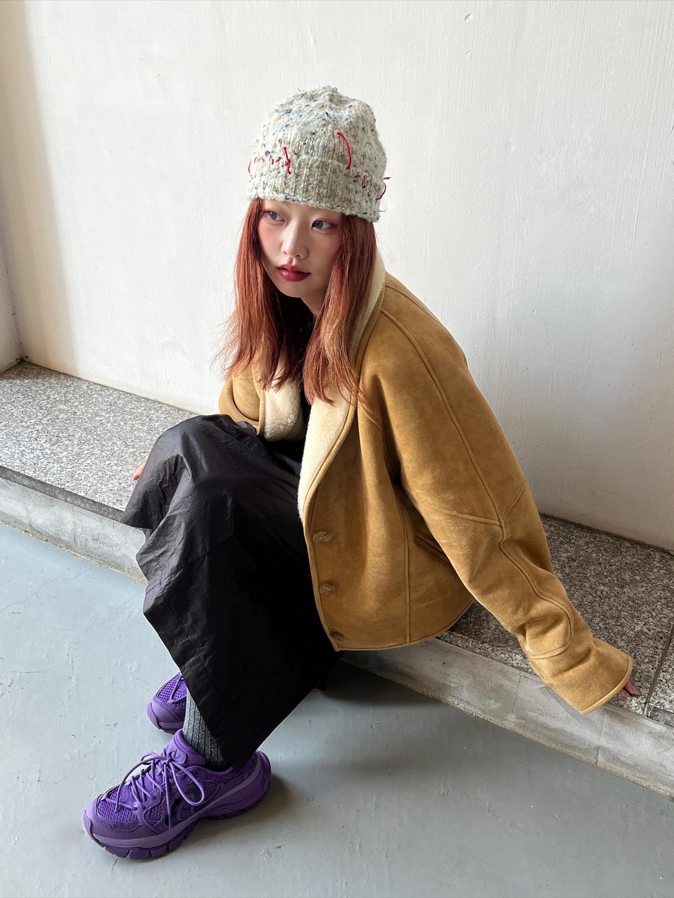 Maison Margiela Logo Stitch Muffler Black, (W) Marine Serre Second Skin Top Red Moon 착용 스타일 - 2