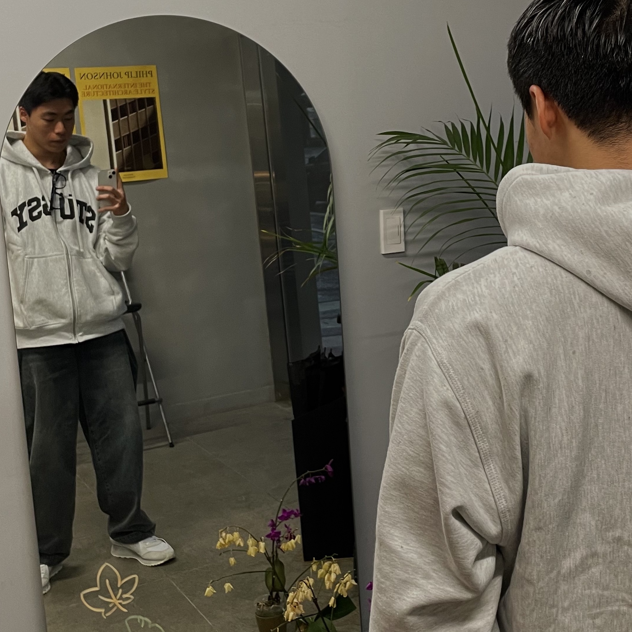 Stussy Block Sport Zip Hoodie Ash Heather 착용 스타일