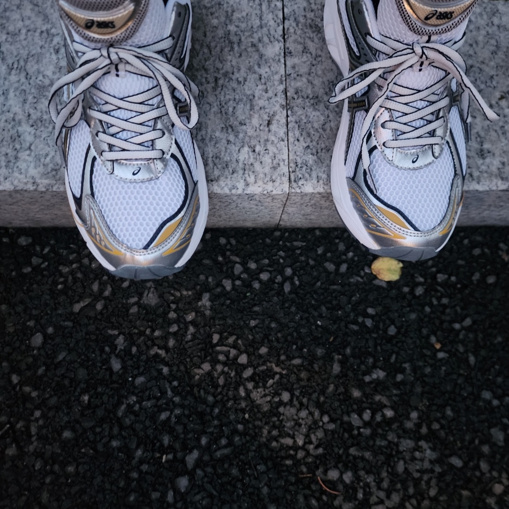 Asics GT-2160 White Pure Silver 착용 스타일 - 4