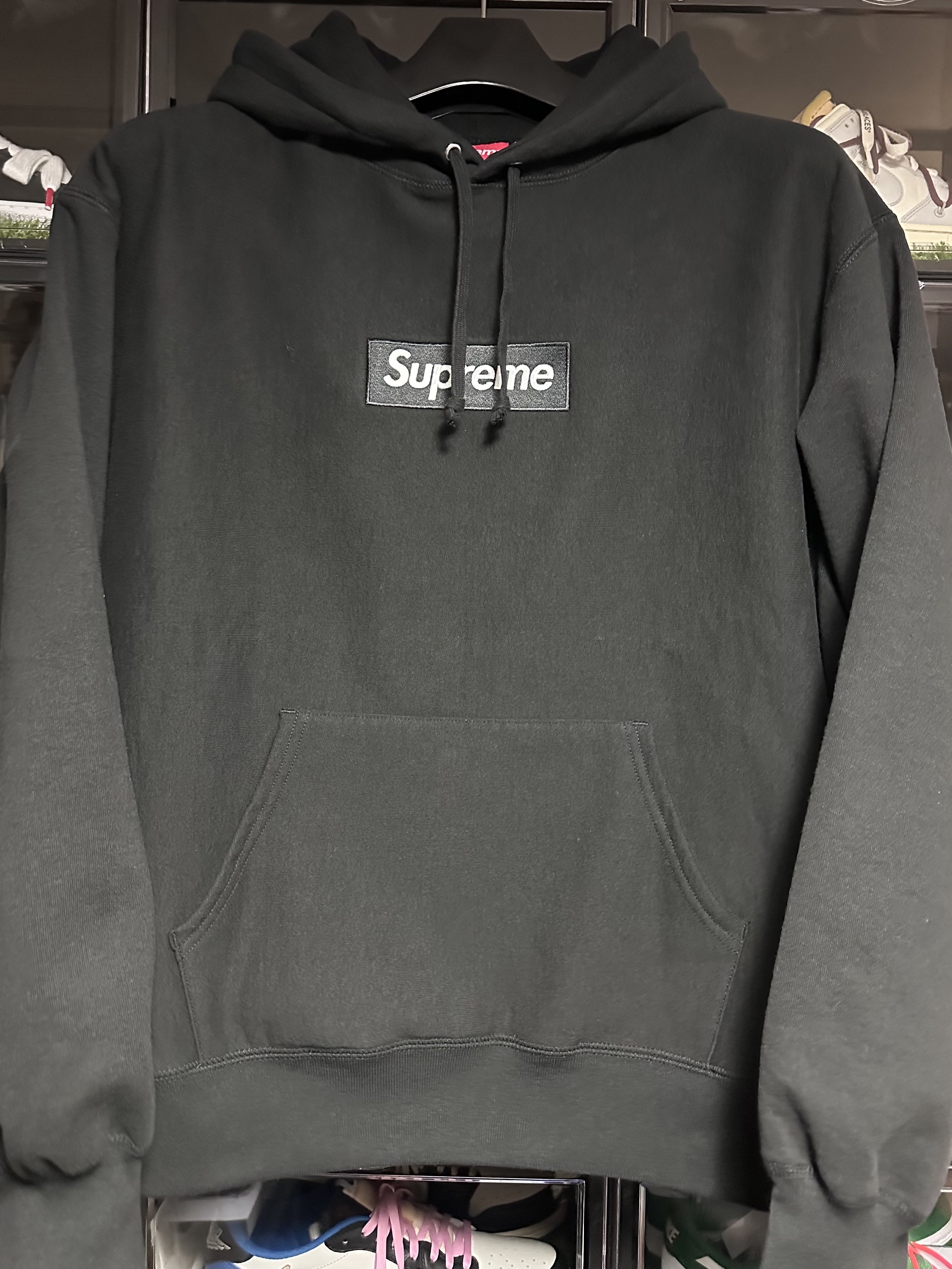 Supreme Box Logo Hooded Sweatshirt Black - 23FW 착용 스타일 - 1