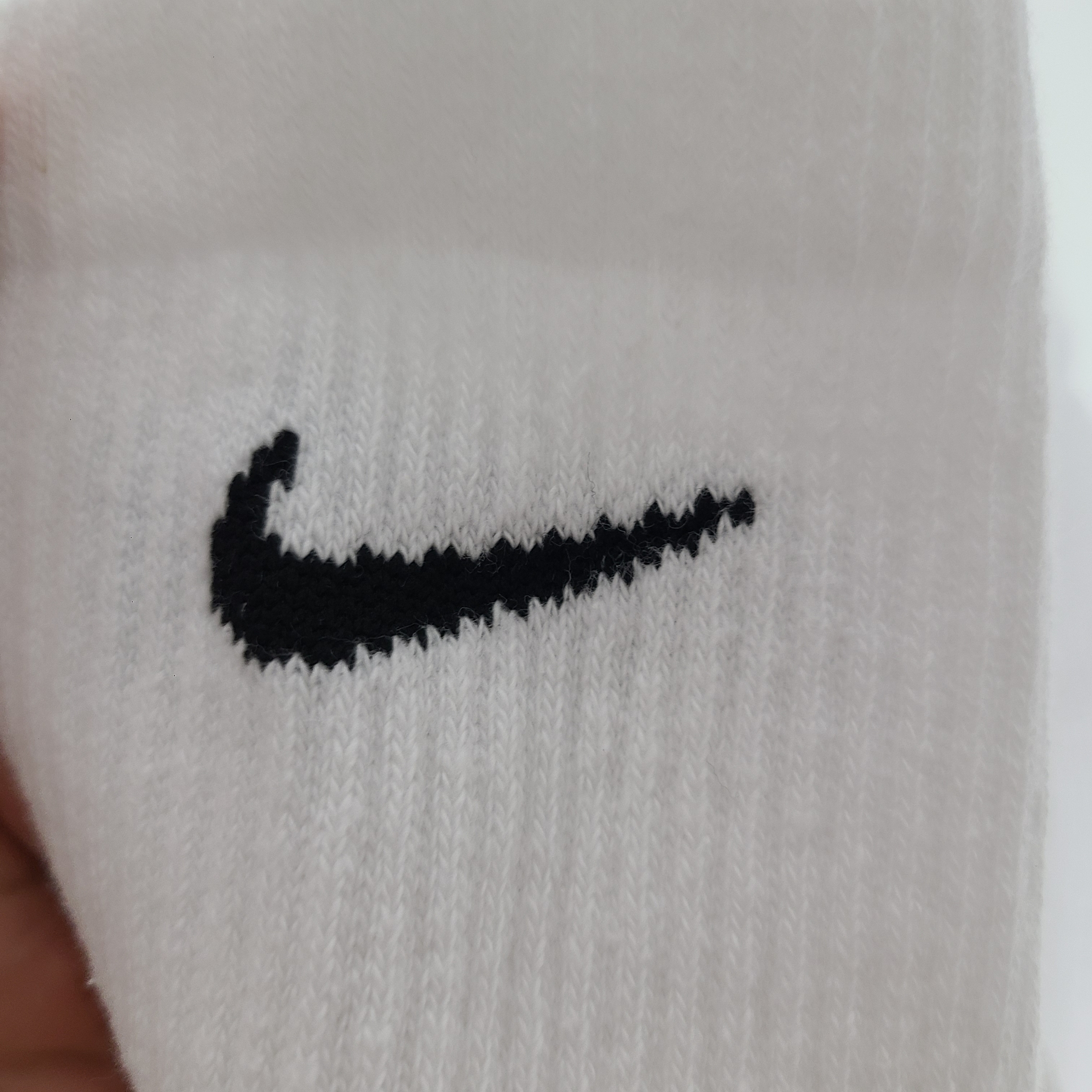 Nike x Stussy Everyday Plus Cushioned Crew Socks White (3 Pack) 착용 스타일 - 1