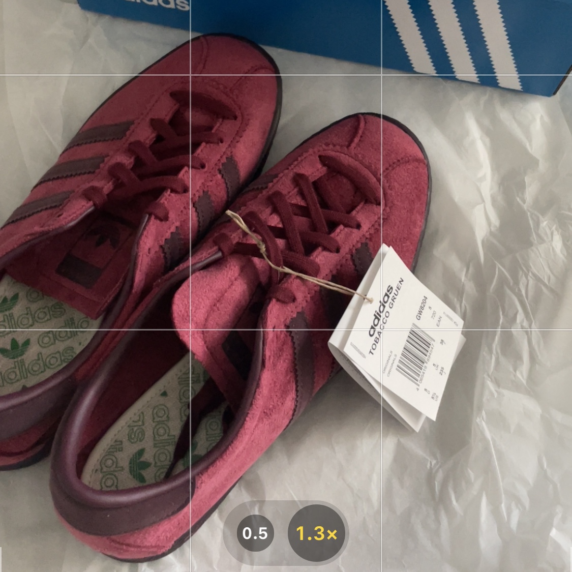 Adidas Tobacco Gruen Collegiate Burgundy 착용 스타일
