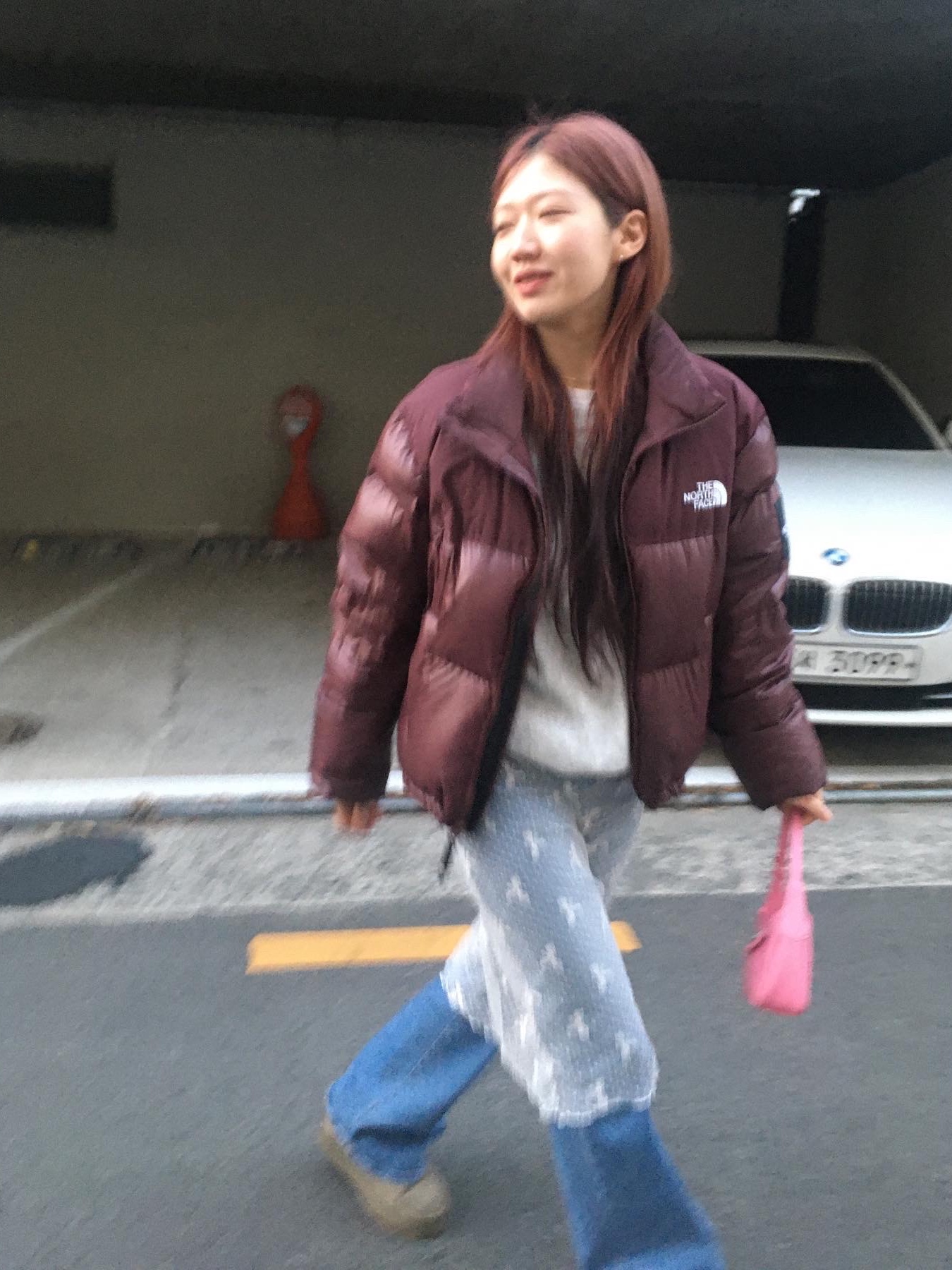 (W) The North Face White Label Novelty Nuptse Down Jacket Cocoa Brown 착용 스타일