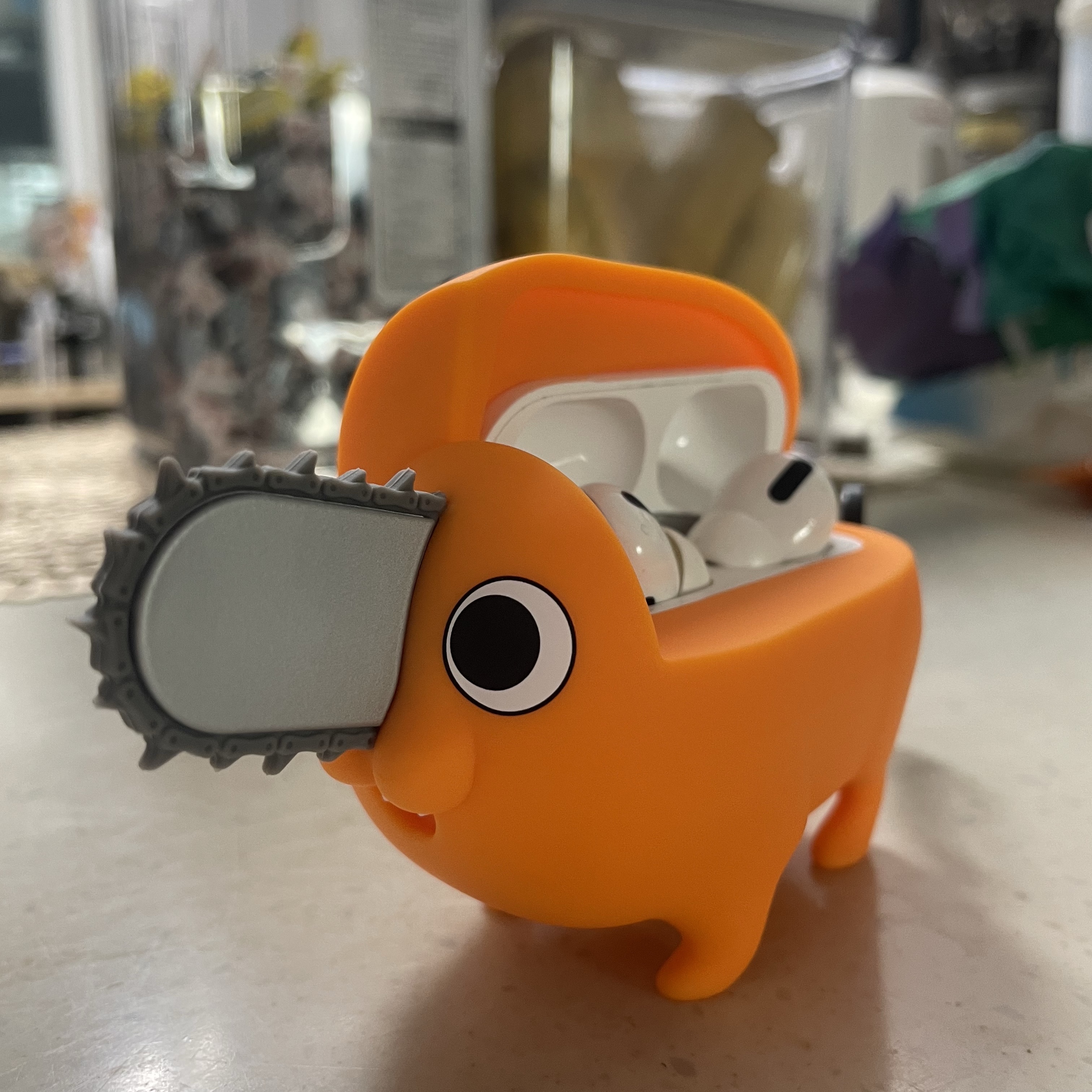 Casetify x Chainsaw Man Pochita Collectible AirPods Pro 1st/2nd Gen Case 착용 스타일 - 2