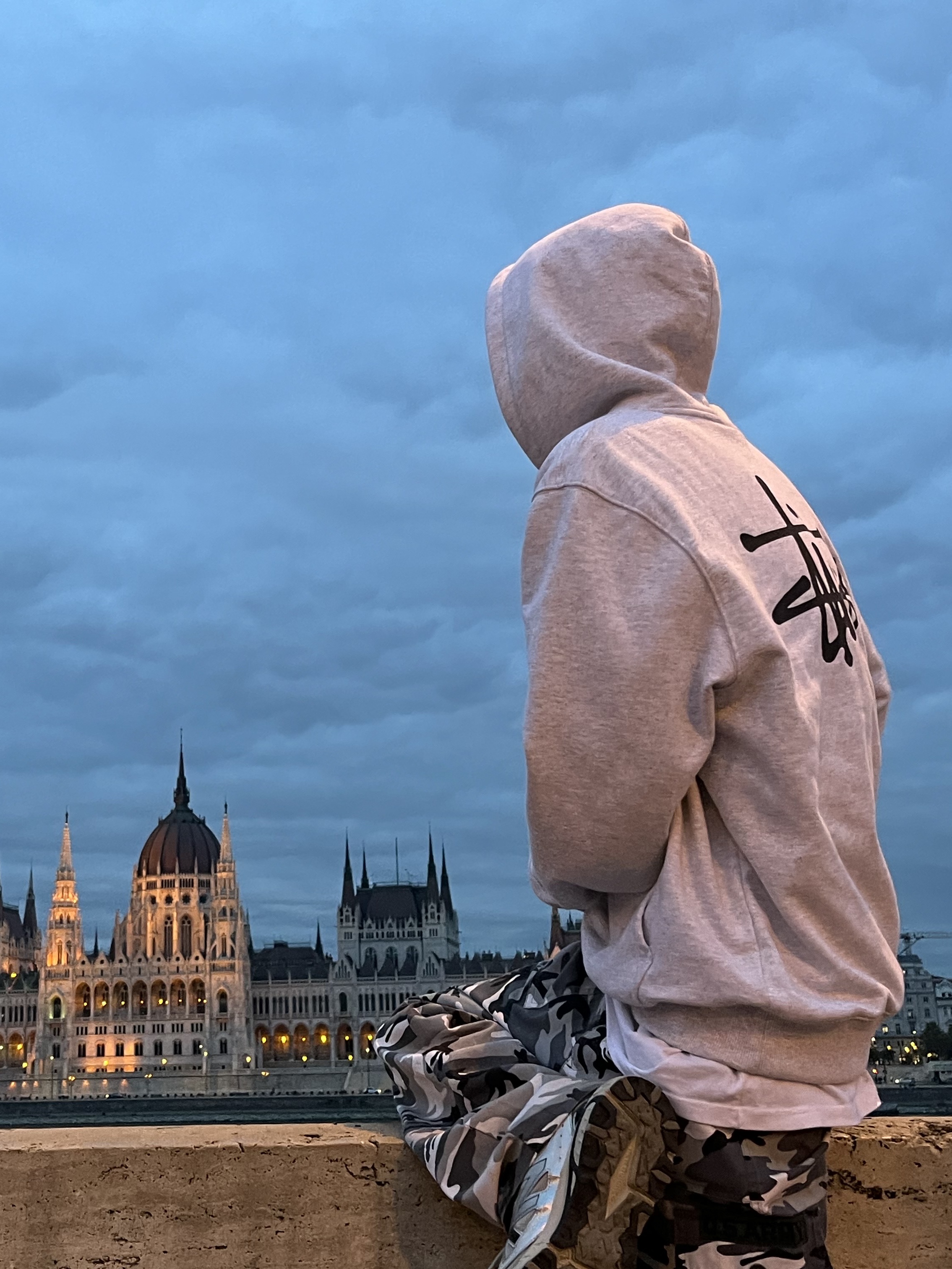 Stussy Basic Stussy Hoodie Ash Heather 2023 착용 스타일