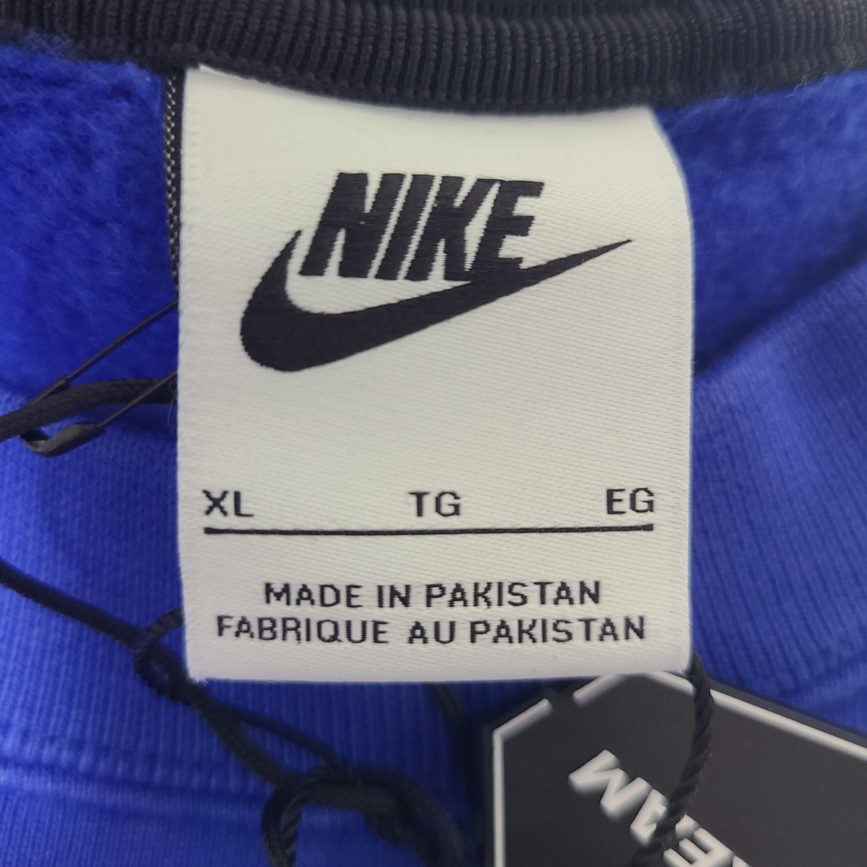 Nike x Stussy NRG Acid Washed Crewneck Game Royal (DR4024-480) 착용 스타일 - 3
