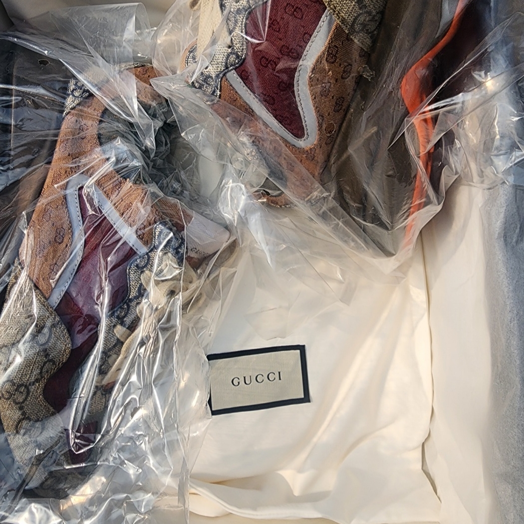 (W) Gucci GG Rhyton Sneaker Brick Red Original GG Canvas 착용 스타일 - 6