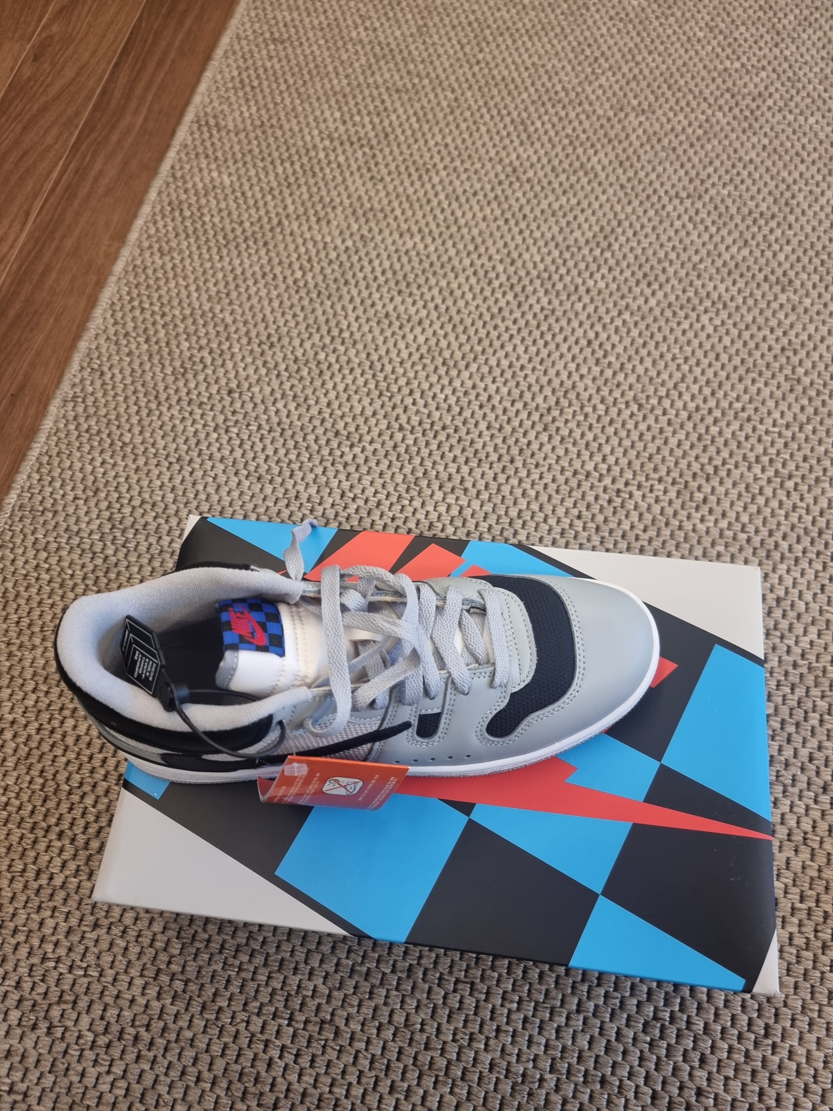Nike x Travis Scott Mac Attack SP Light Smoke Grey 착용 스타일 - 1